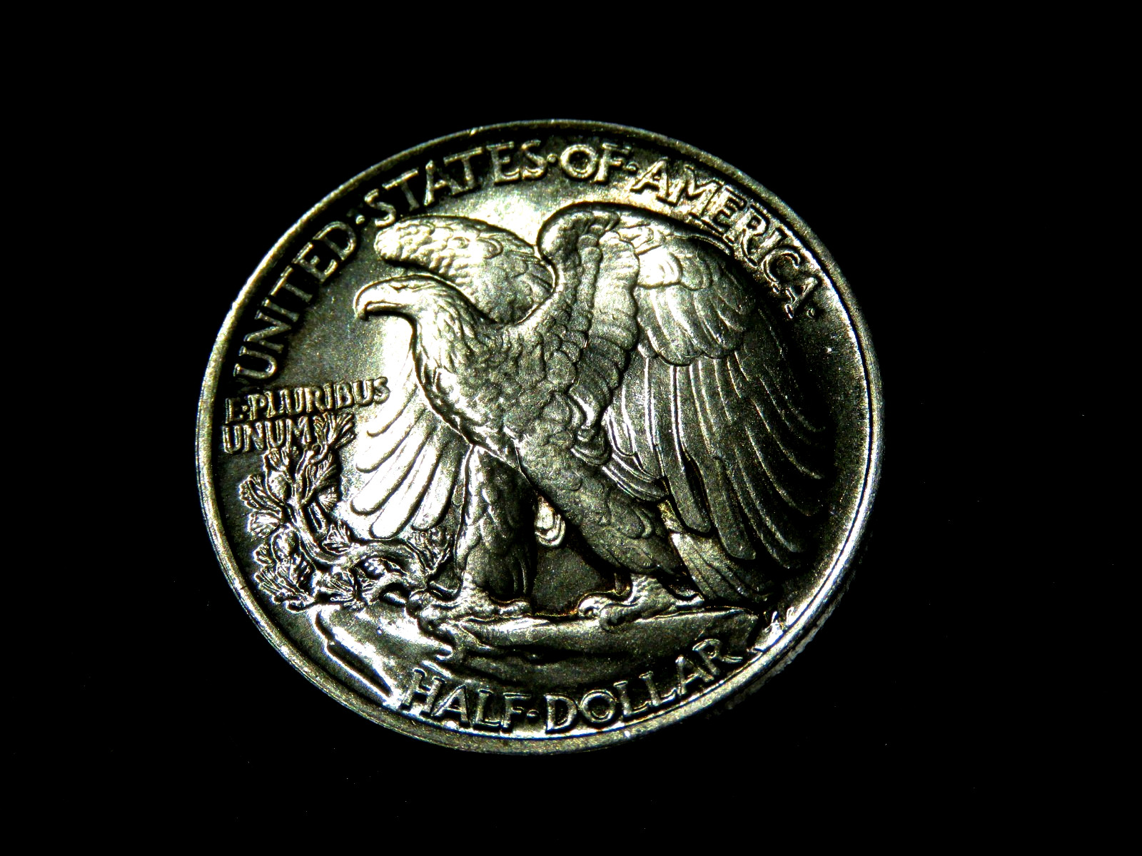 1946 P Walking Liberty Half Dollar Brilliant Uncirculated Mint Luster O1