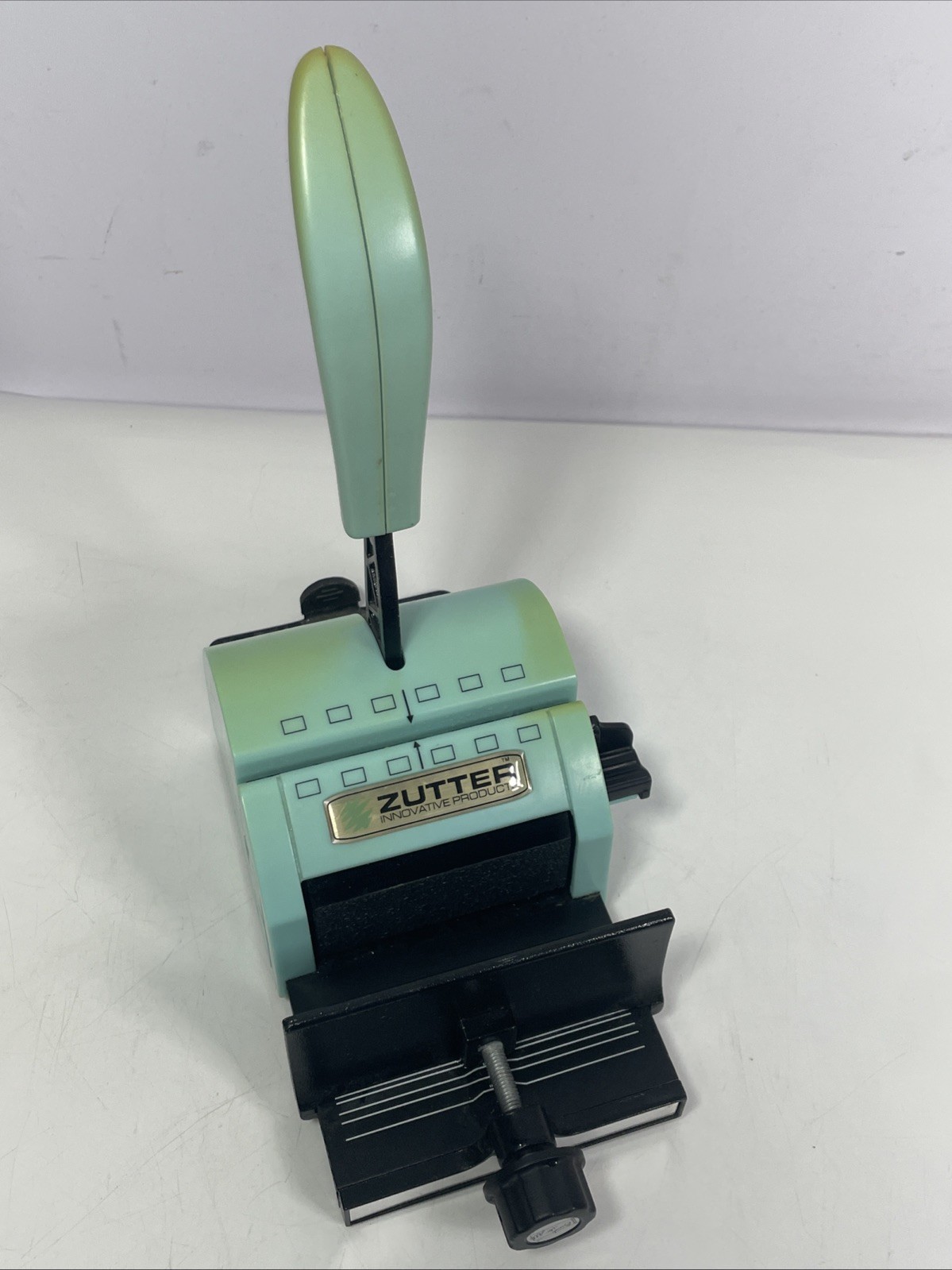 Zutter Bind-It-All Scrapbooking Binder Punch Bind Machine Vintage Works Great