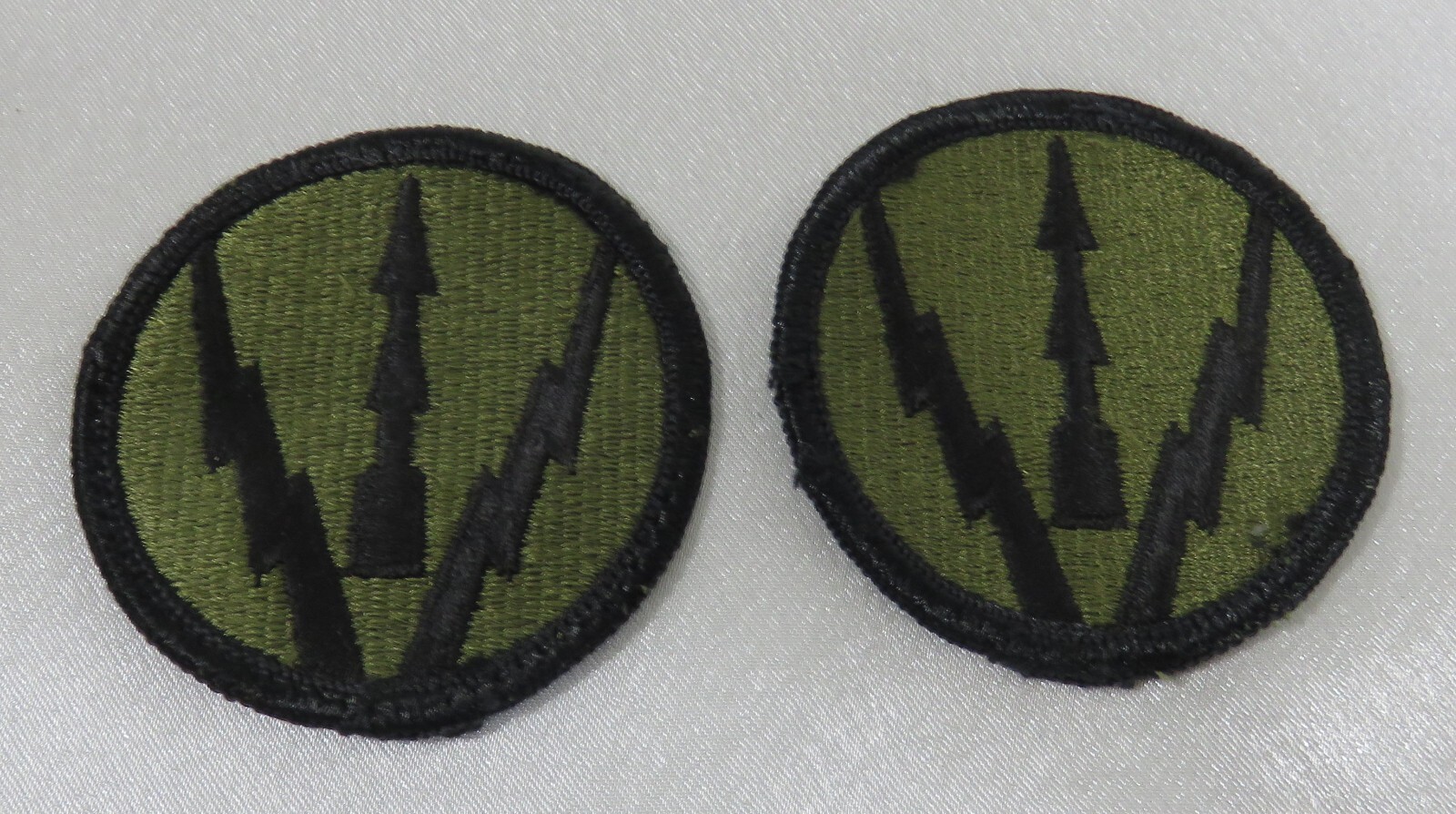 USA Army Air Defense Artillery Center & School Center Military patch set of 2