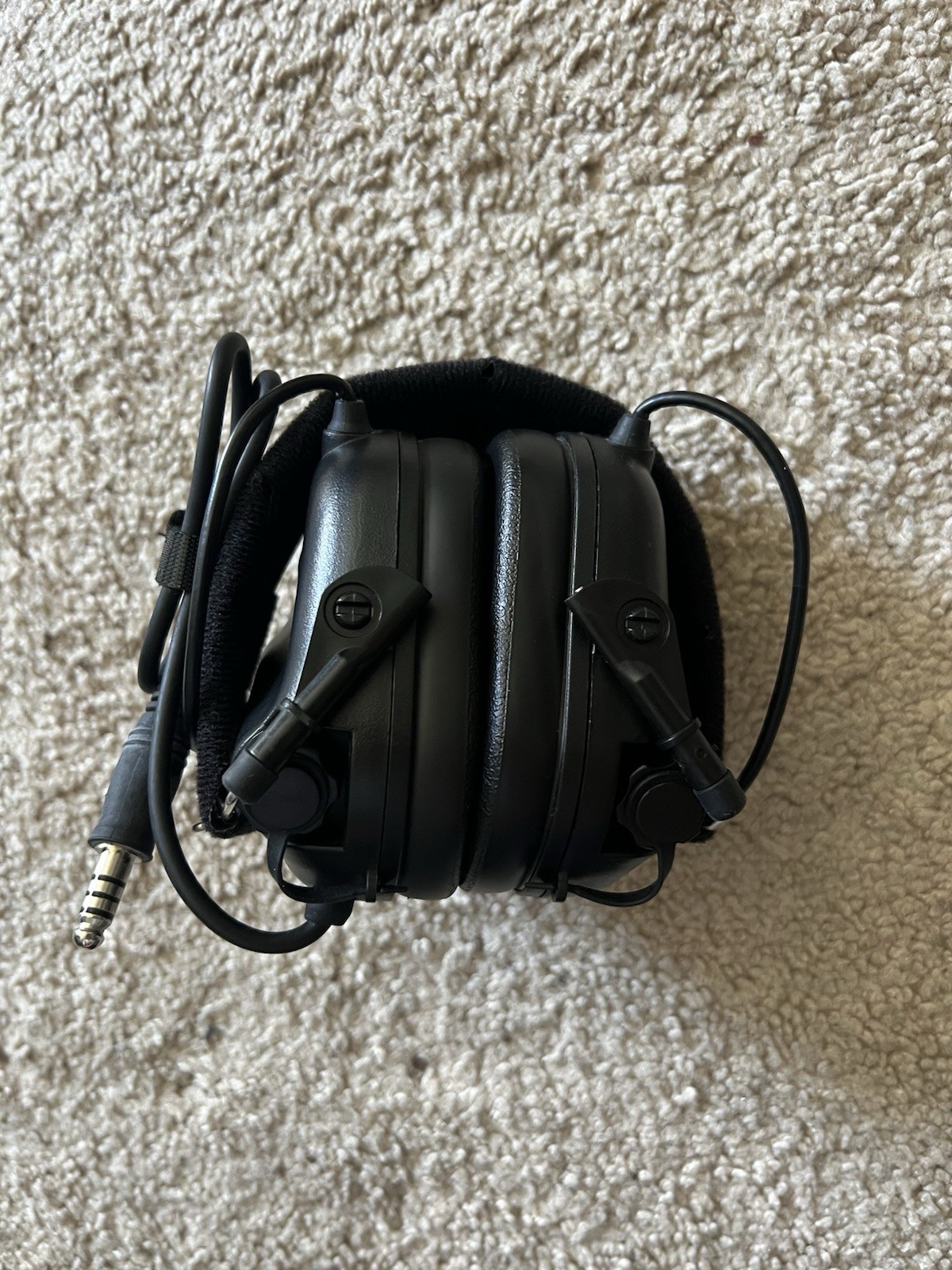 EARMOR M32 PLUS Tactical Headset with Mic, Radio plugin, Noise Connection, Black