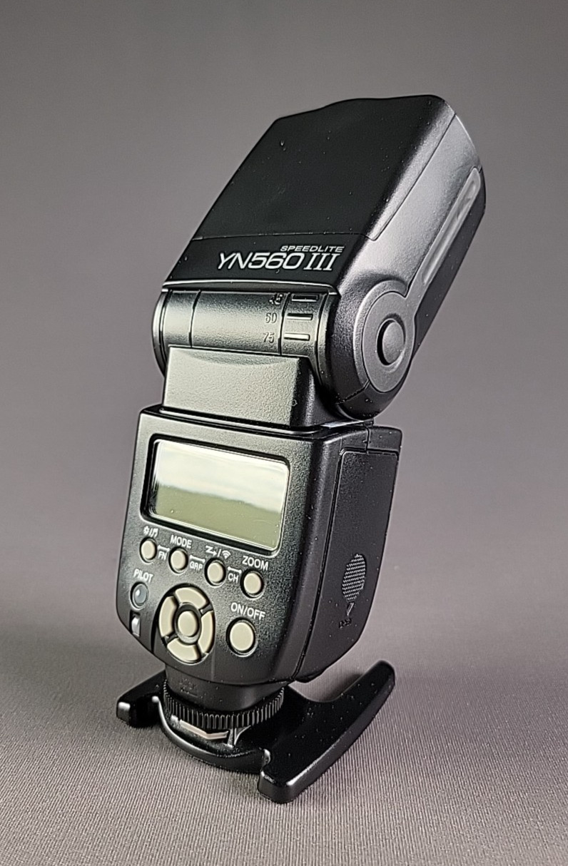 Yongnuo YN560-III Speedlight Wireless Flash- never used- this was a backup flash