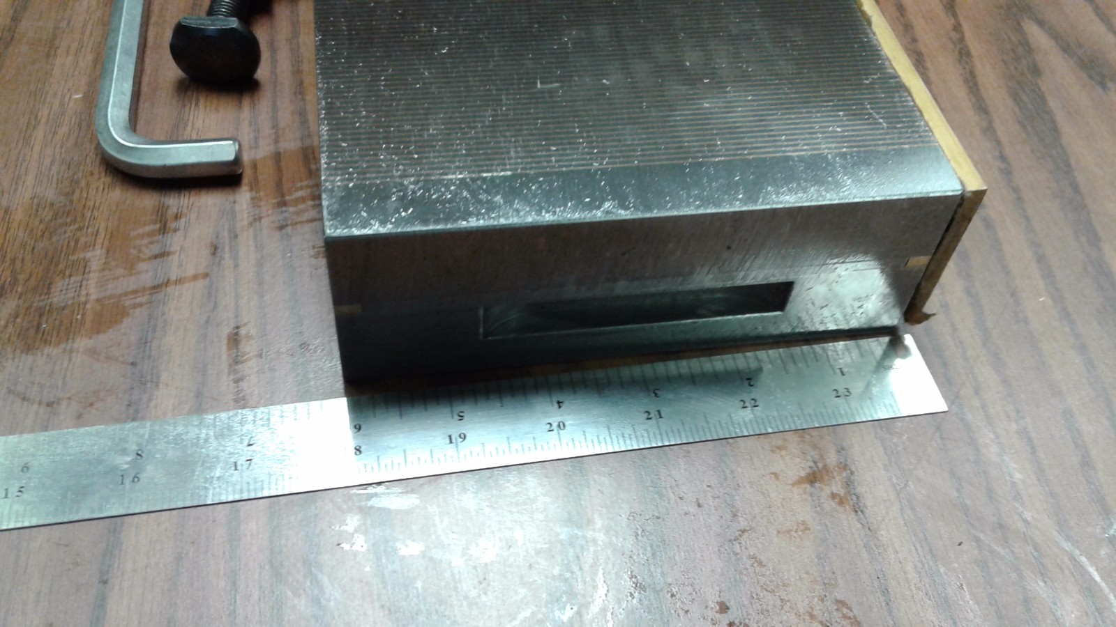 6"X18" PERMANENT MAGNETIC CHUCK FINE POLE- NEW