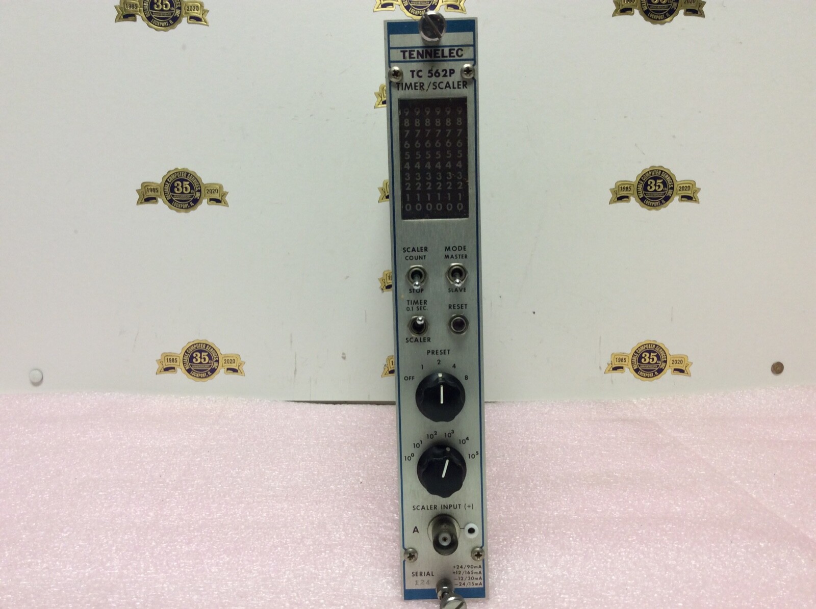 TENNELEC NIM computer module model # TC 562P Timer Scaler Bin Module