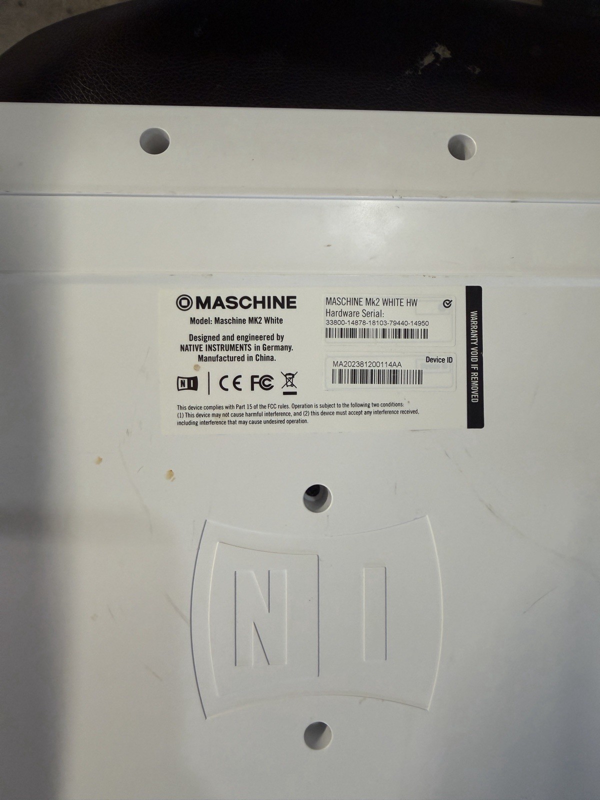 Native Instruments Maschine MK2 White MIDI Controller – Tested – Excellent Condi