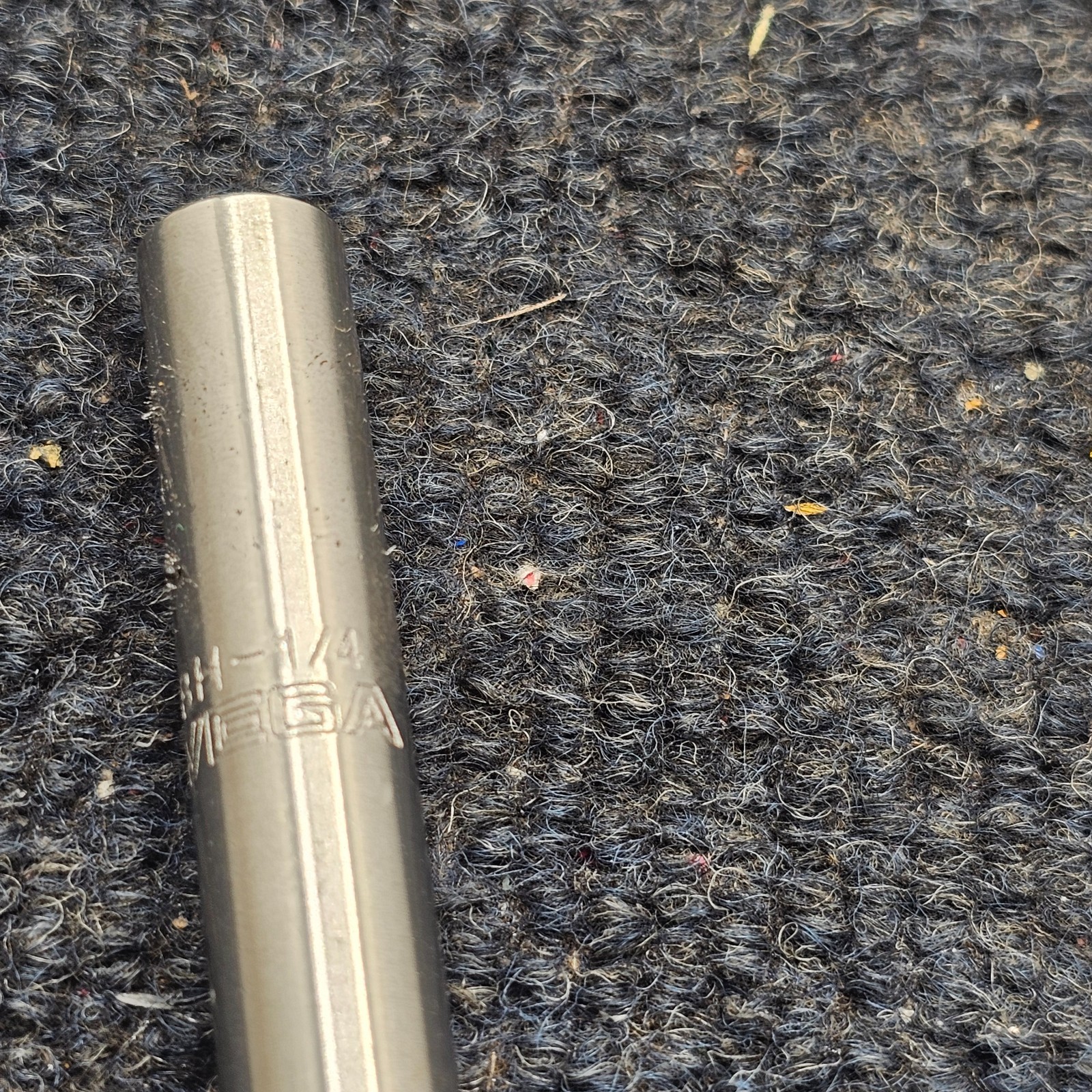 VEGA MBH-1/4: Hex Adapter 12 “ Long