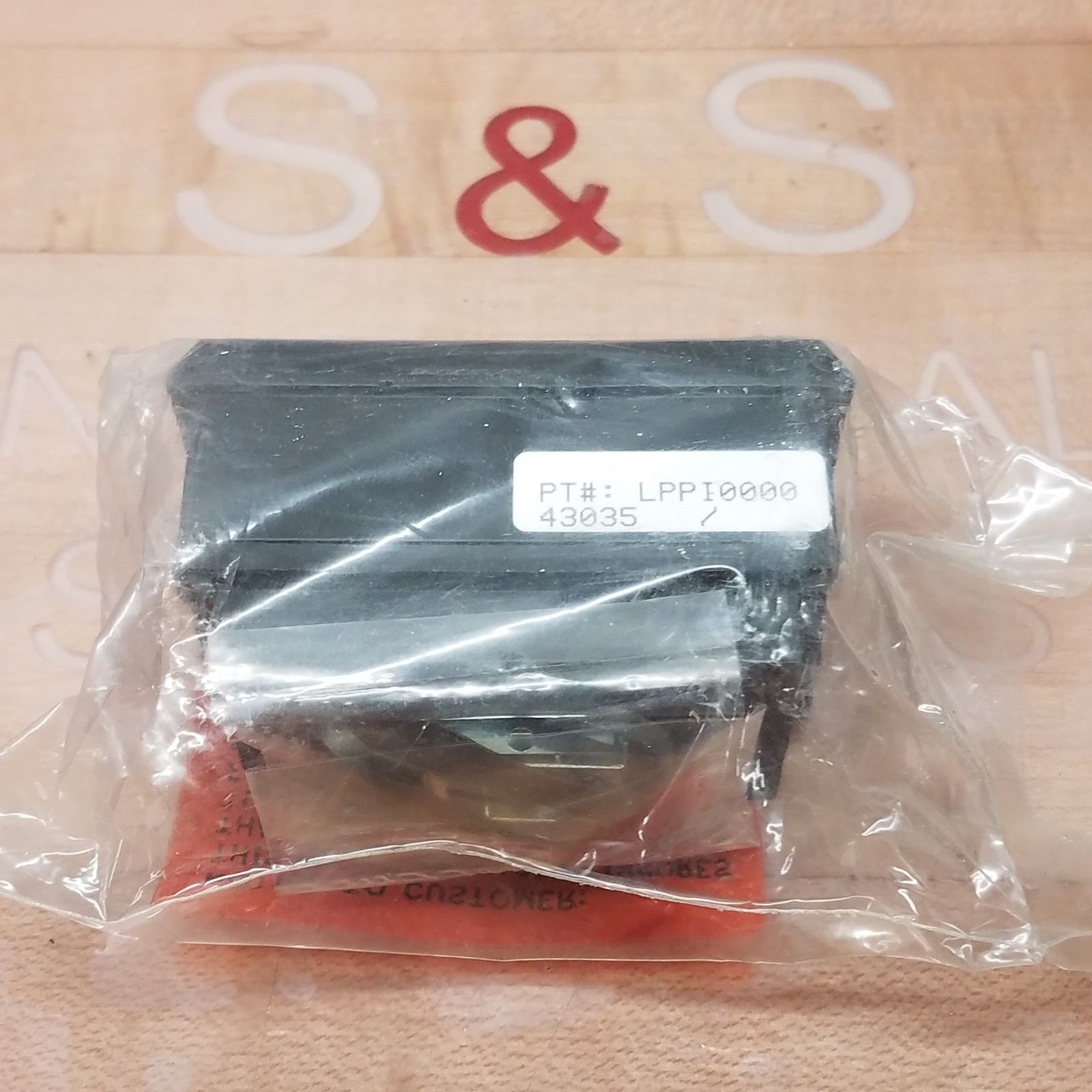 Red Lion Controls LPPI0000 Process Indicator Counter - NEW