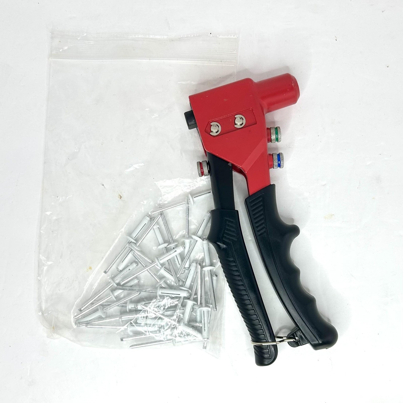 Arrow One Handed Riveter Hand Rivet Gun with Assorted Rivets