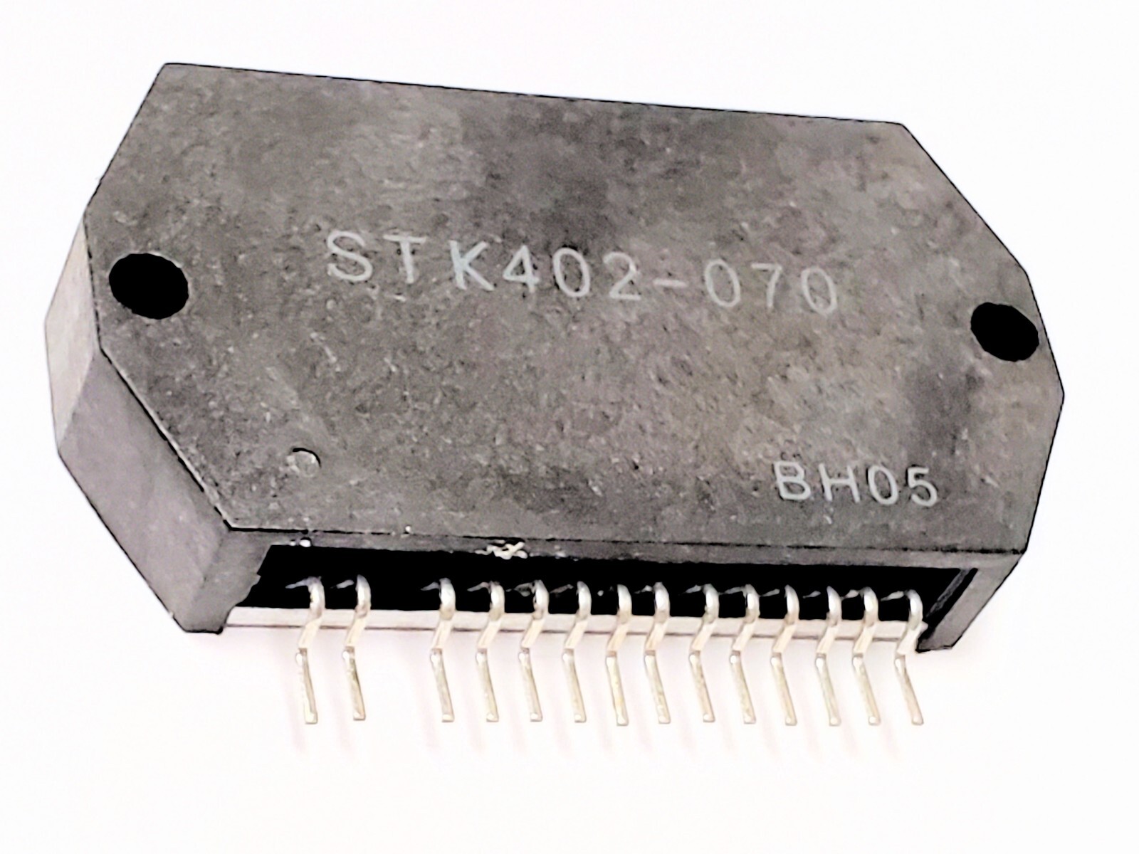 STK402-070  "Original" SANYO  14P SIP IC  1  pc