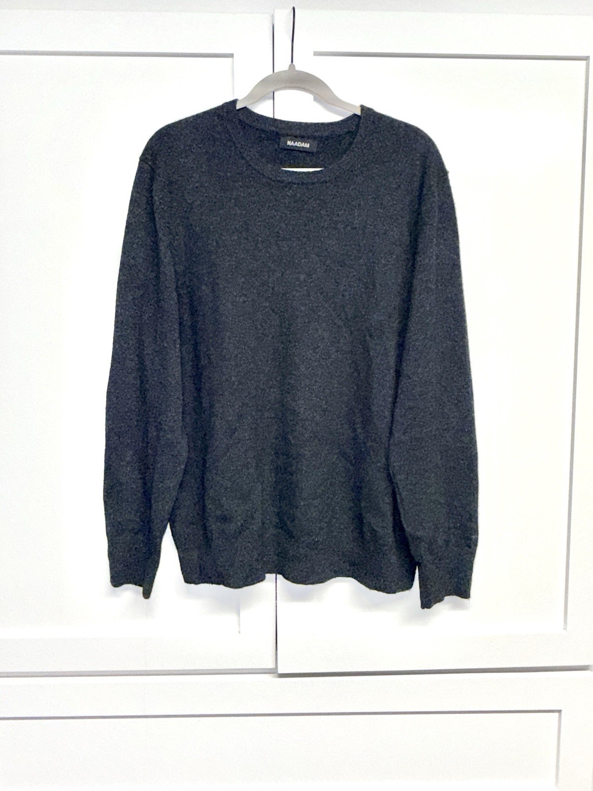 100% Naadam Men's Charcoal Crewneck Sweater XL Second Hand