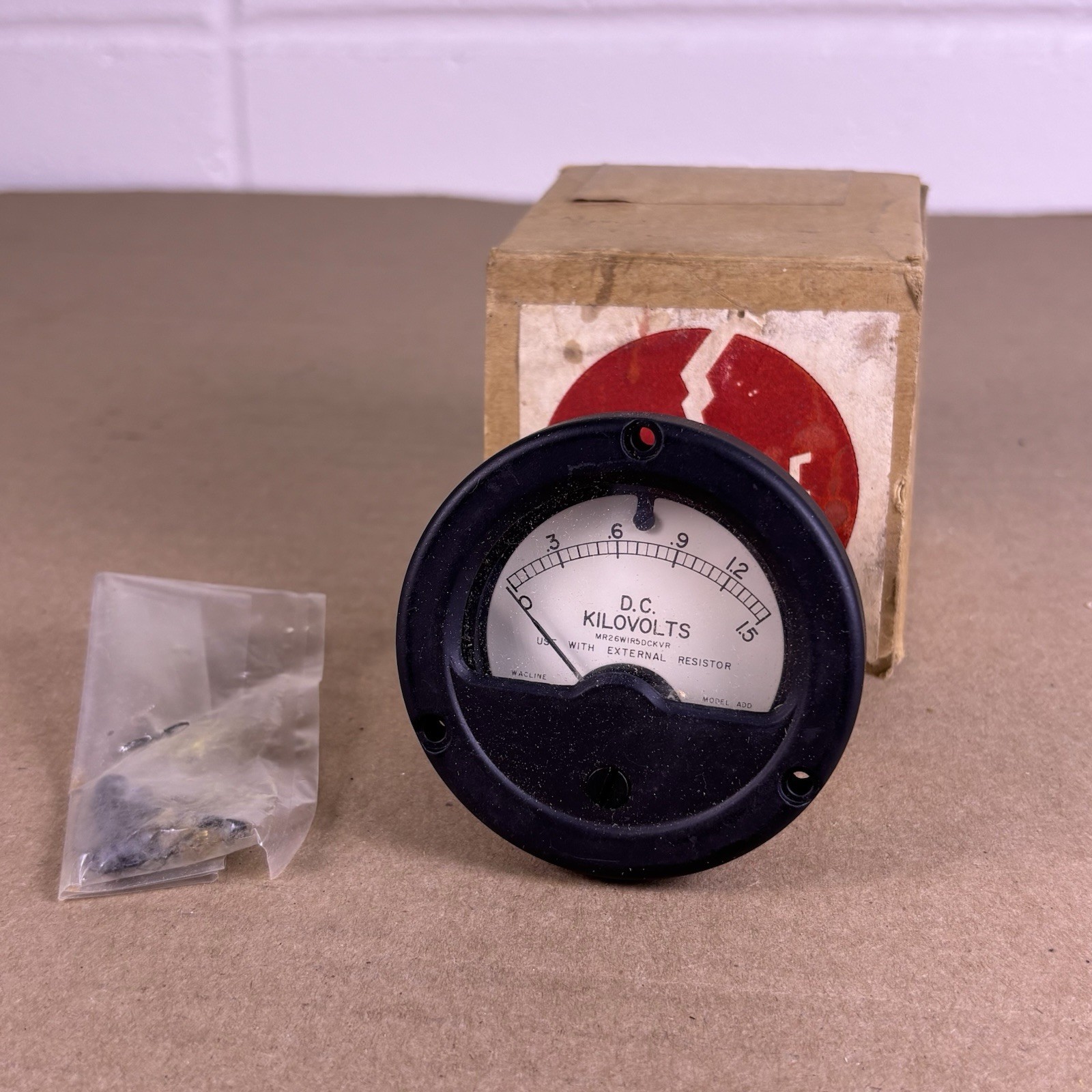 VTG Wacline MR26W1R5DCKVR DC Kilovolts Meter 0–15 Gauge Model 26W1001-340-1539