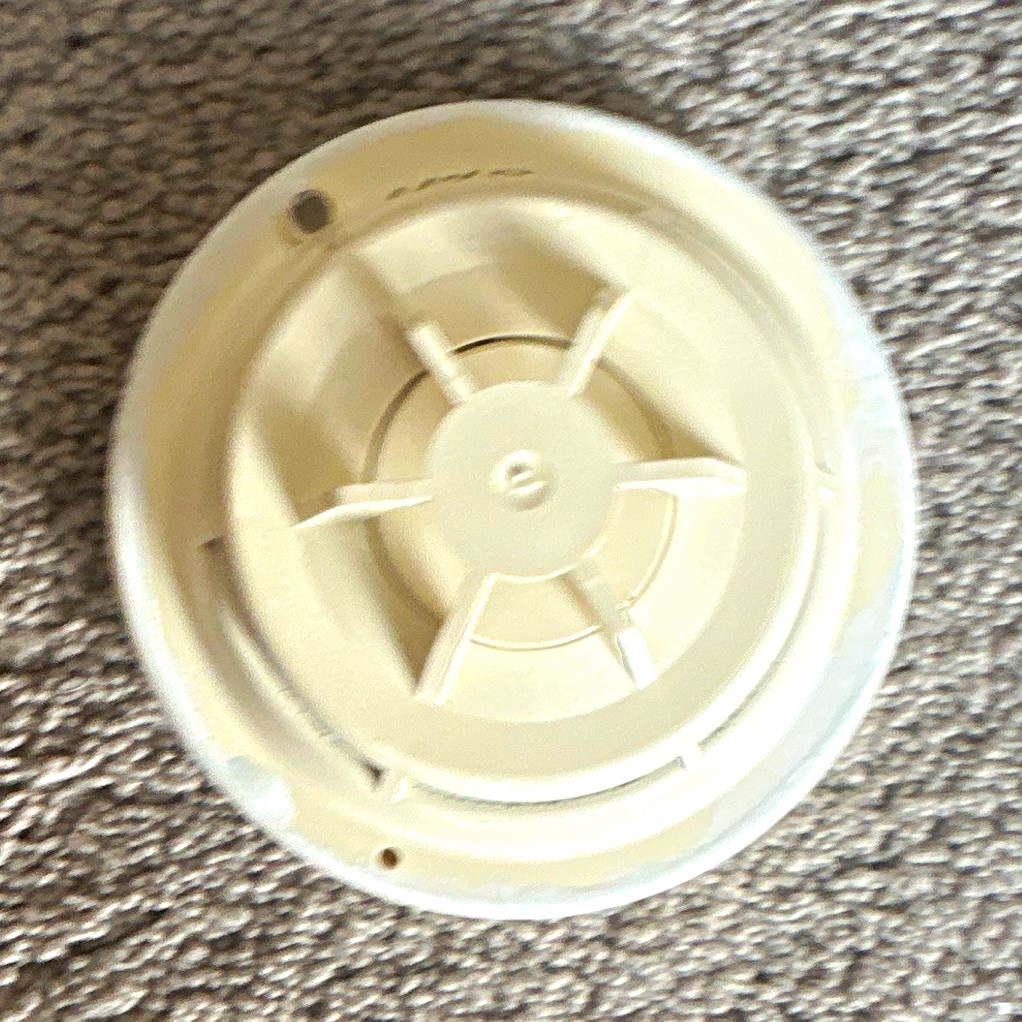Siemens FP-11 Fire Safety Smoke Detector Head White MPN FP-11, Smoke Detectors