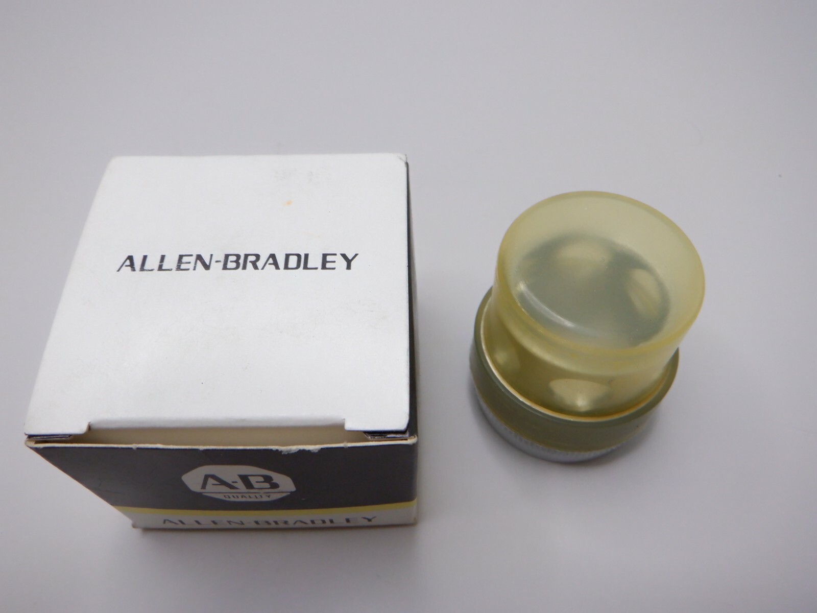 Allen Bradley 800H-N12 Pilot Light Accessory new