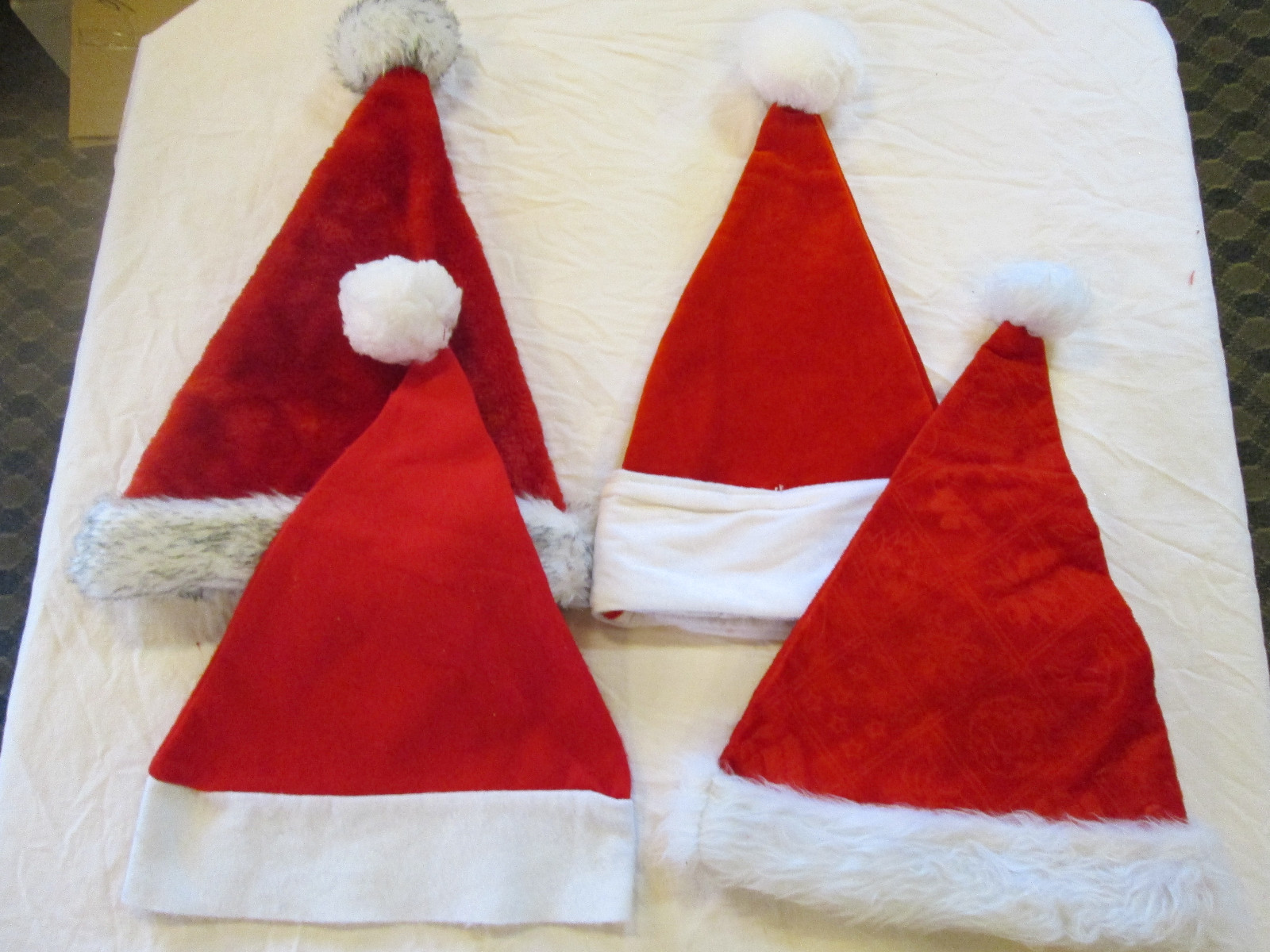 LOT OF 4 Adult Red Santa Christmas Hats White Faux Fur Trim, Felt Assorted