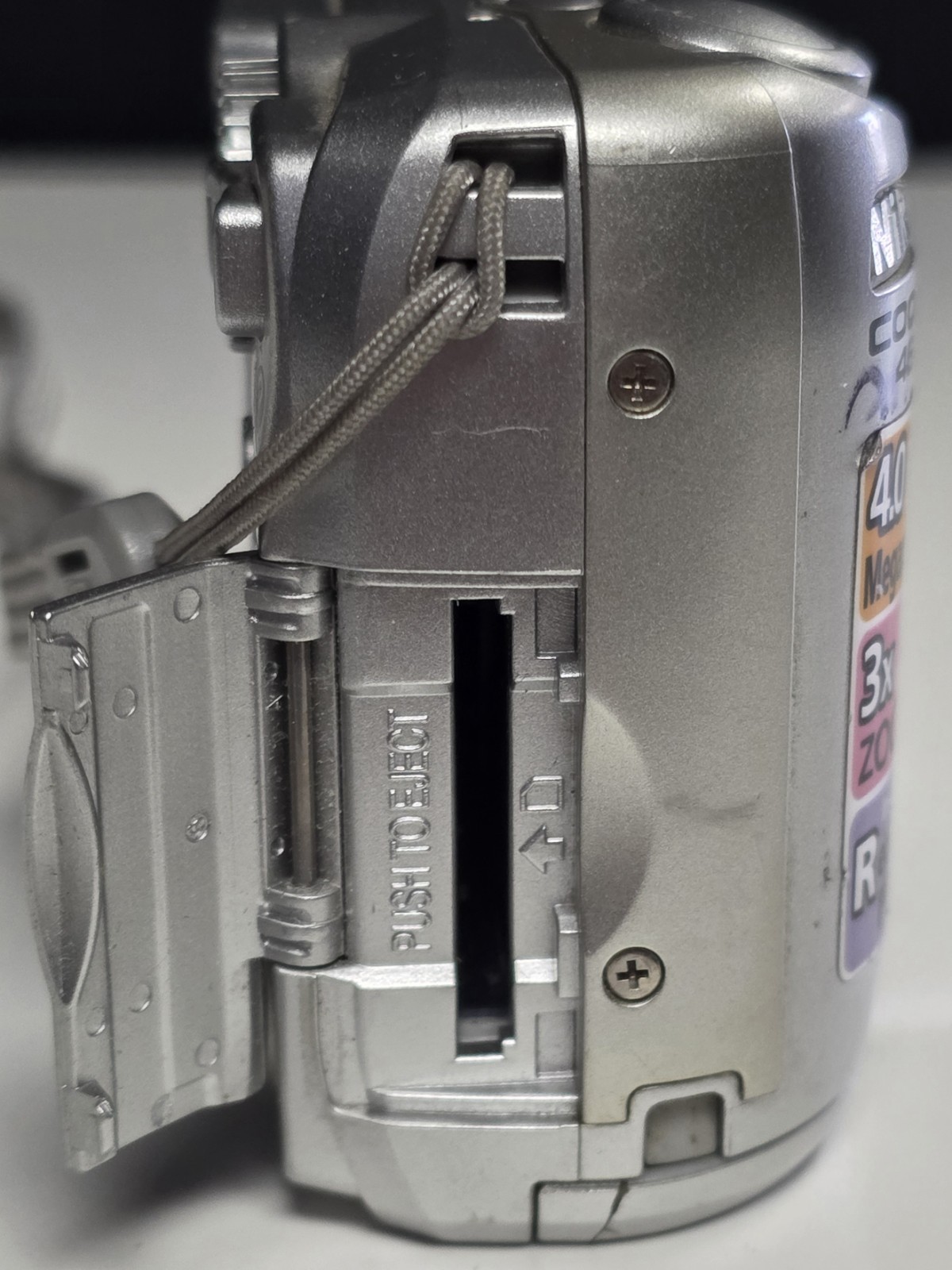 Nikon Digital Camera Coolpix 4600 4.0MP Silver Tested