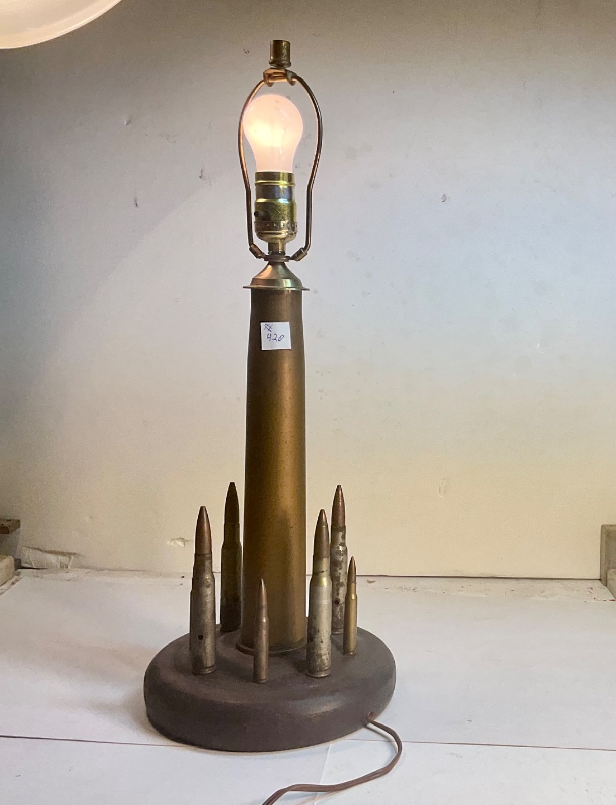 #420 US ARMY/NAVY WW2 TRENCH ART LAMP - WORKS