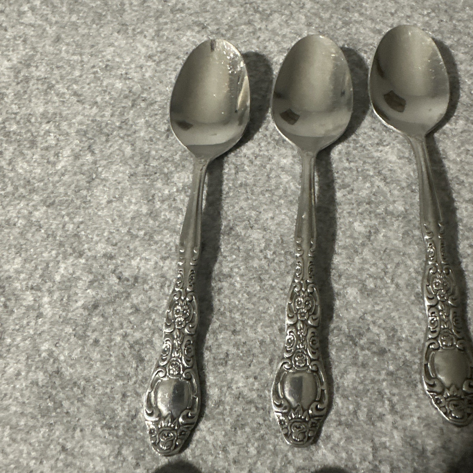 8 International Stainless VERONA Pattern Teaspoons Korea