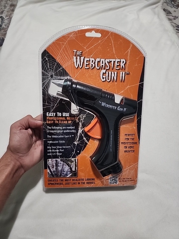 Webcaster Gun II CobWeb Spiderwebs Shooter Halloween Party Decoration Tool New