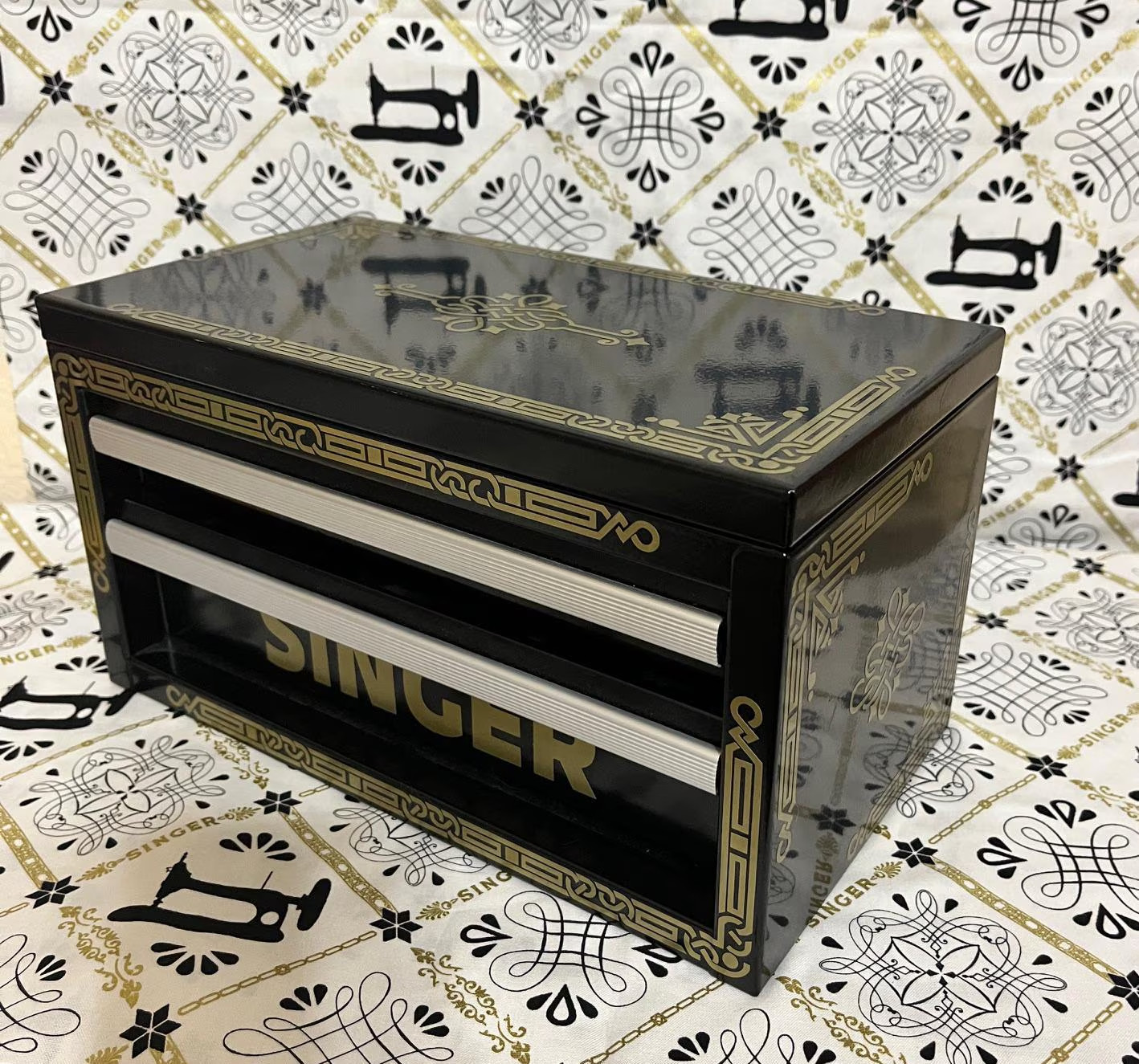 SINGER GOLD CELTIC DECALS for the Mini Toolbox (toolbox NOT included)