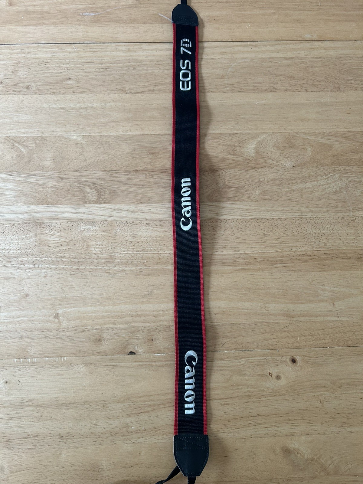 Canon Eos 7D Original Neck Shoulder Strap Genuine Red Digital Slr Camera