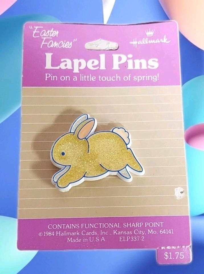 HALLMARK EASTER BUNNY RABBIT  LAPEL PIN NEW