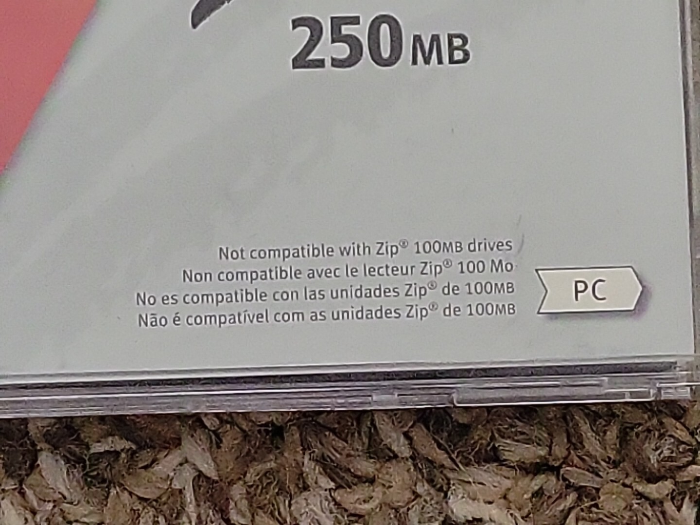 New Iomega Computer Zip Drive Single 250MB Rewritable Media Disc & Jewel Case