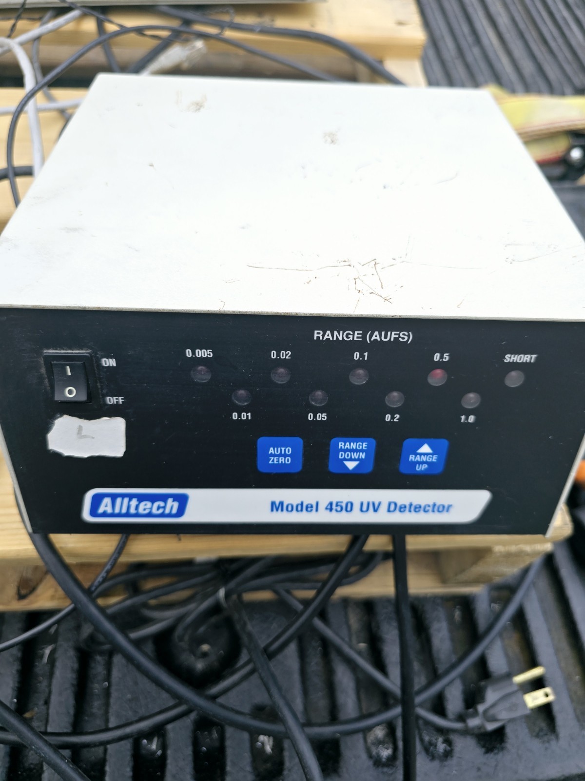 Alltech Model 450 UV Detector