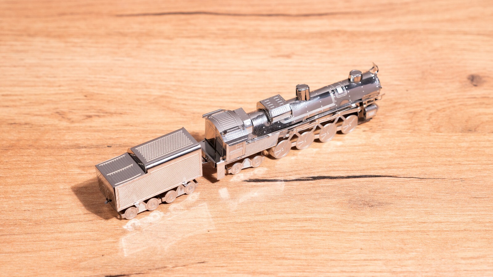 Metal-Time MT082 POLAR STEEL SE Train