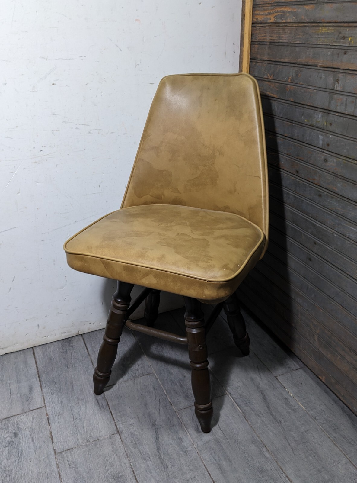 Vintage Ryan & Co. Mid Century Retro Vinyl Wood Swivel Vanity Sewing Stool Chair