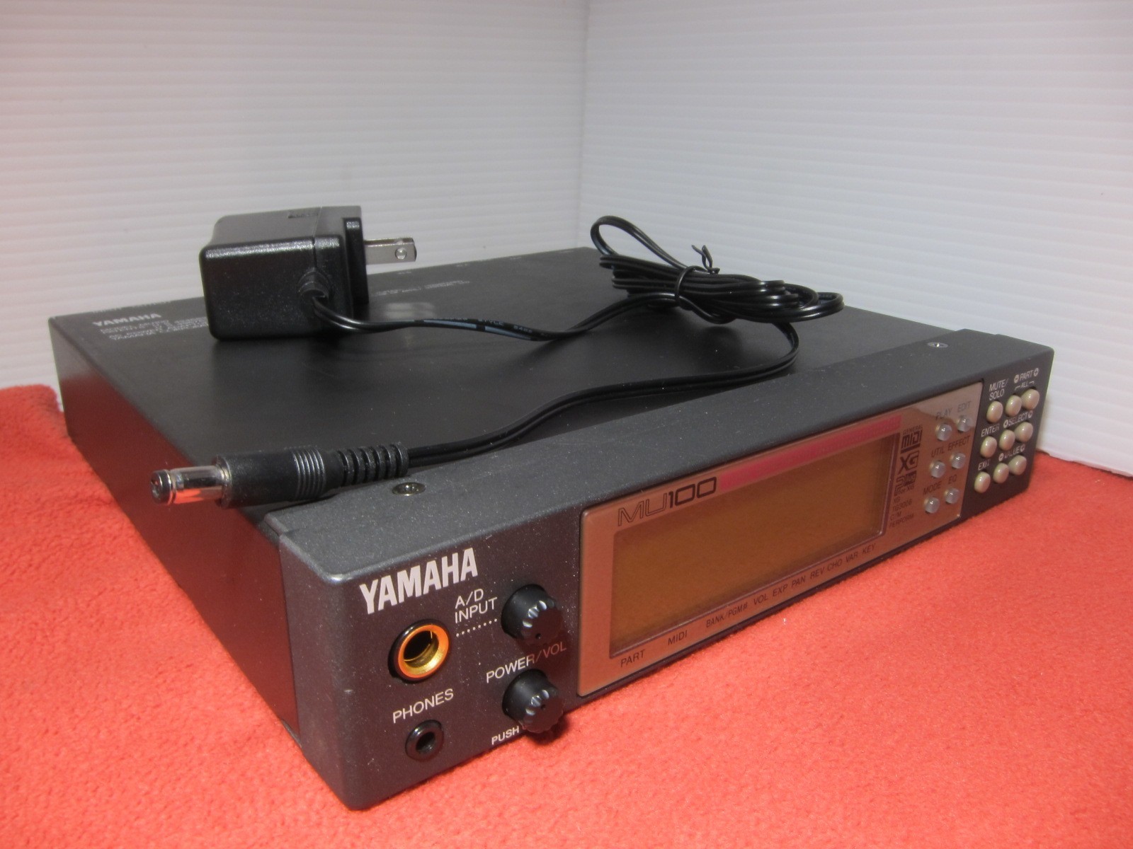 Excellent Yamaha MU100 Sound Module New battery Tested MIJ w/ Power Supply