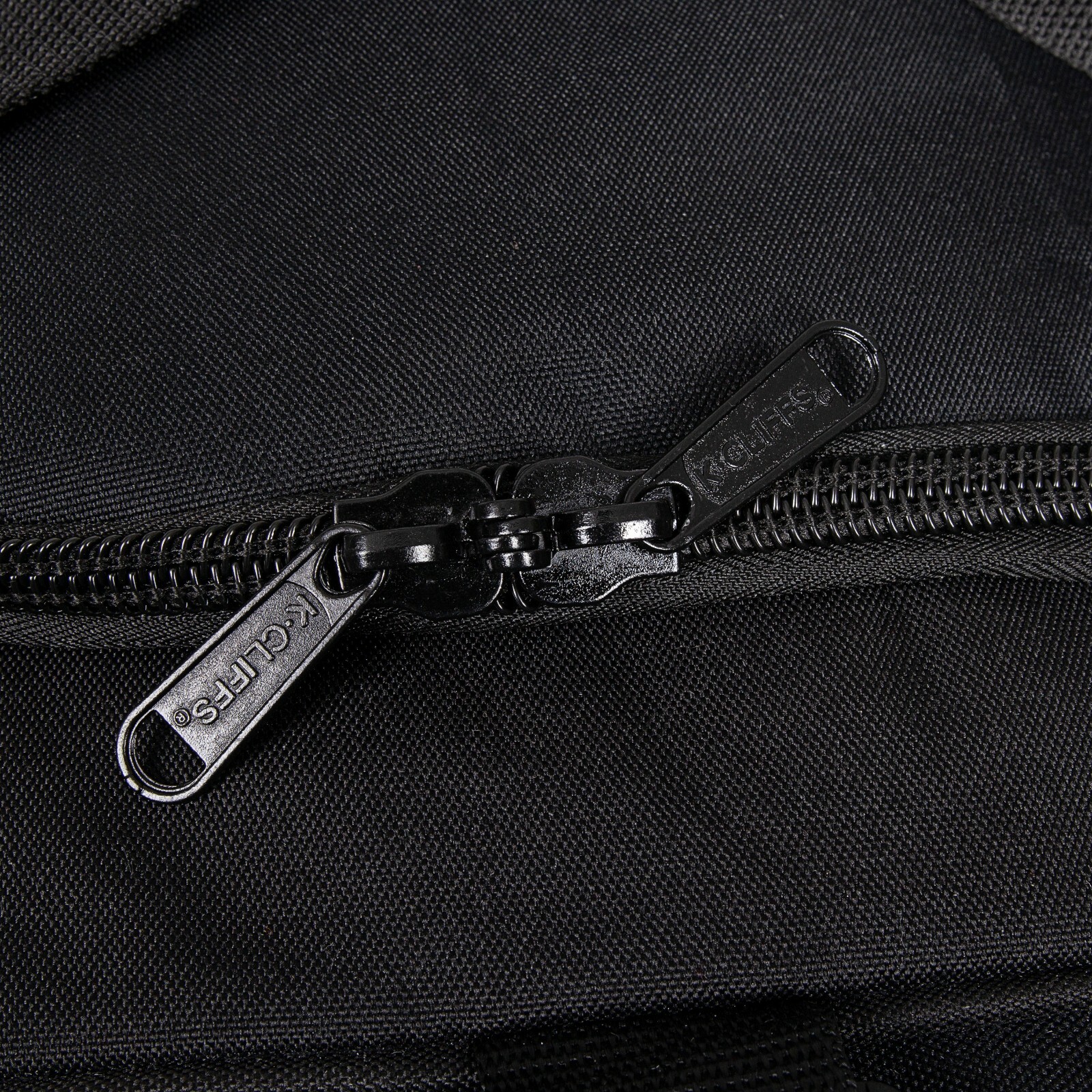 30" Gun Range Tactical Duffel Bag with US Flag Patch Lockable,