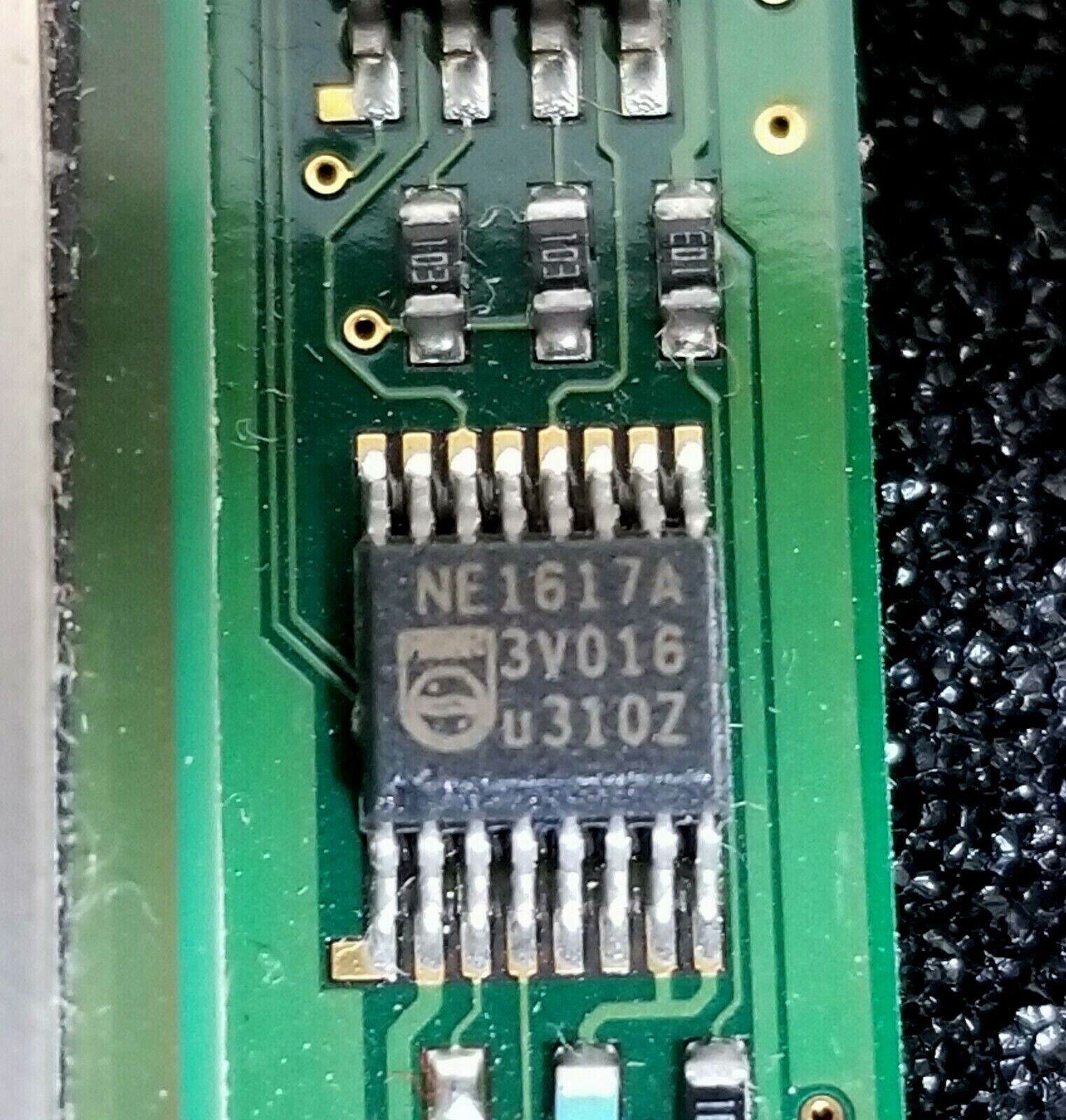 🔥INTEL Processor Xeon CPU 2.2ghz (RN80532KC049512) SL6EN w/512kb Cache 400mhz💻