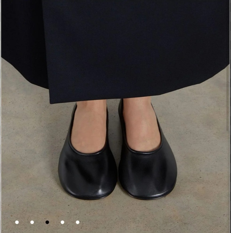 Dear Frances Rina Flats Black Leather   Size EU 41 (US 11) NIB With Dustbag