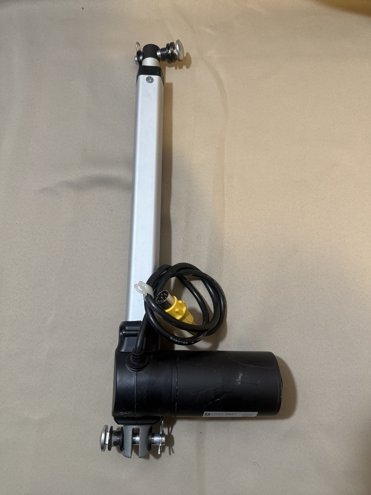 LogicData ACS-MOT-TP-WH Rev2 FD20 Linear Actuator 24V Tested Working