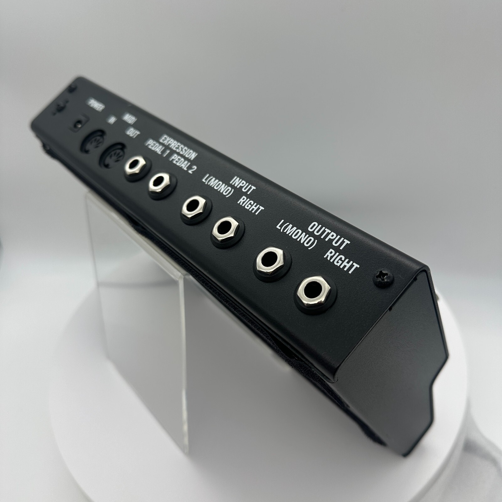 line6 M9 Stomp box Modeler multi effects Complete Accessories Good Condition