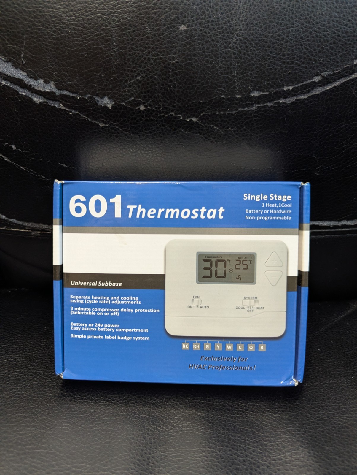 Digital Wall Electronic Non Programmable Thermostat 601 Heat / Cool Single Stage
