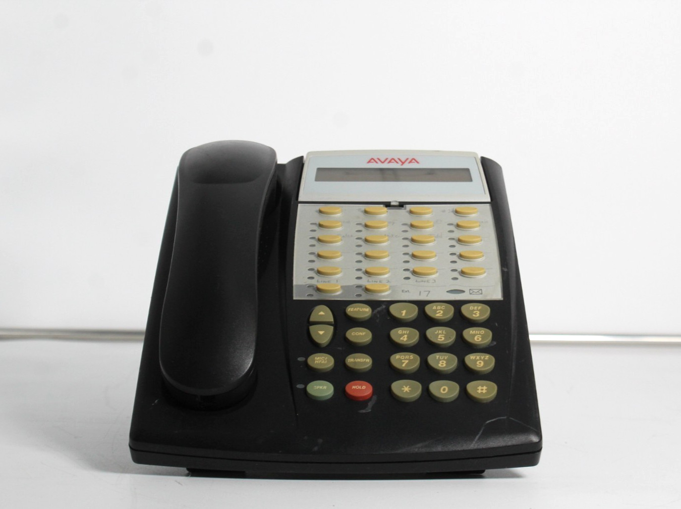 Lot of 5 Avaya Partner 18D Series 2 Office Phones w/Handsets & Stands -Yellowing