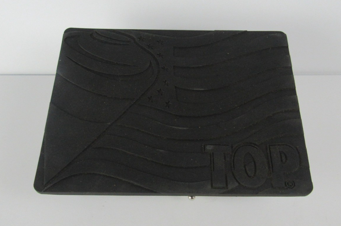 Top-O-Matic Cigarette Rolling Machine Black Finish Rubber Base