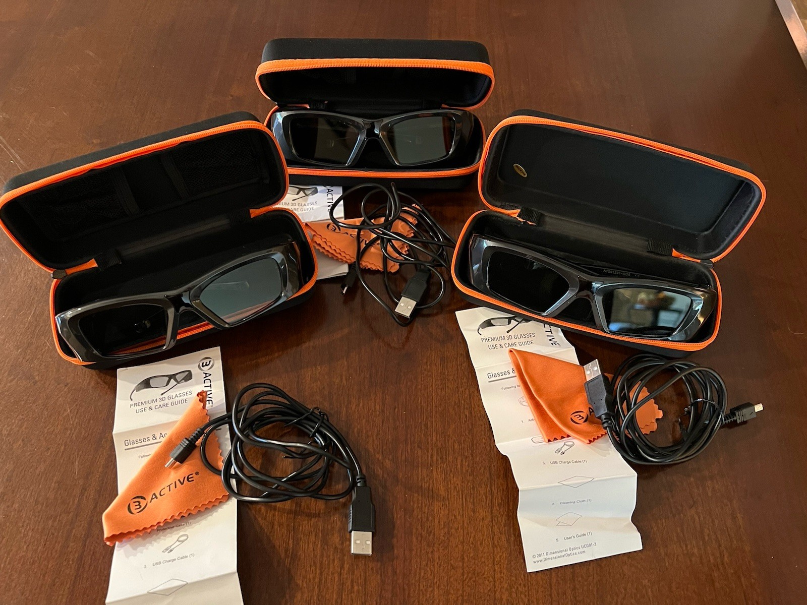 Lot Of 3.   3Active 3D Premium Glasses. Rechargeable With Cases And All Parts