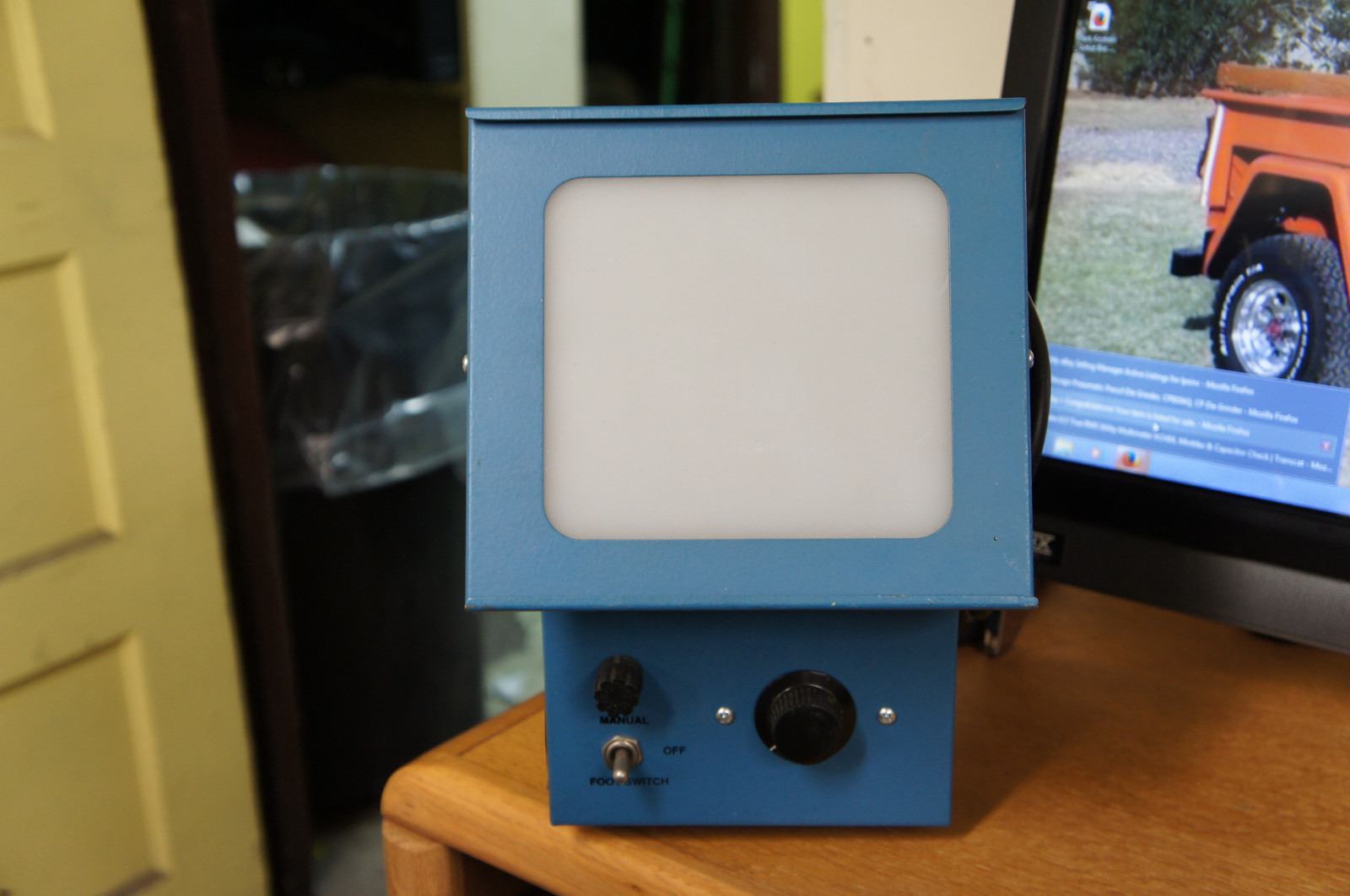 "BUG OUT SPECIAL" Venture Technical Sales X-ray Illuminator