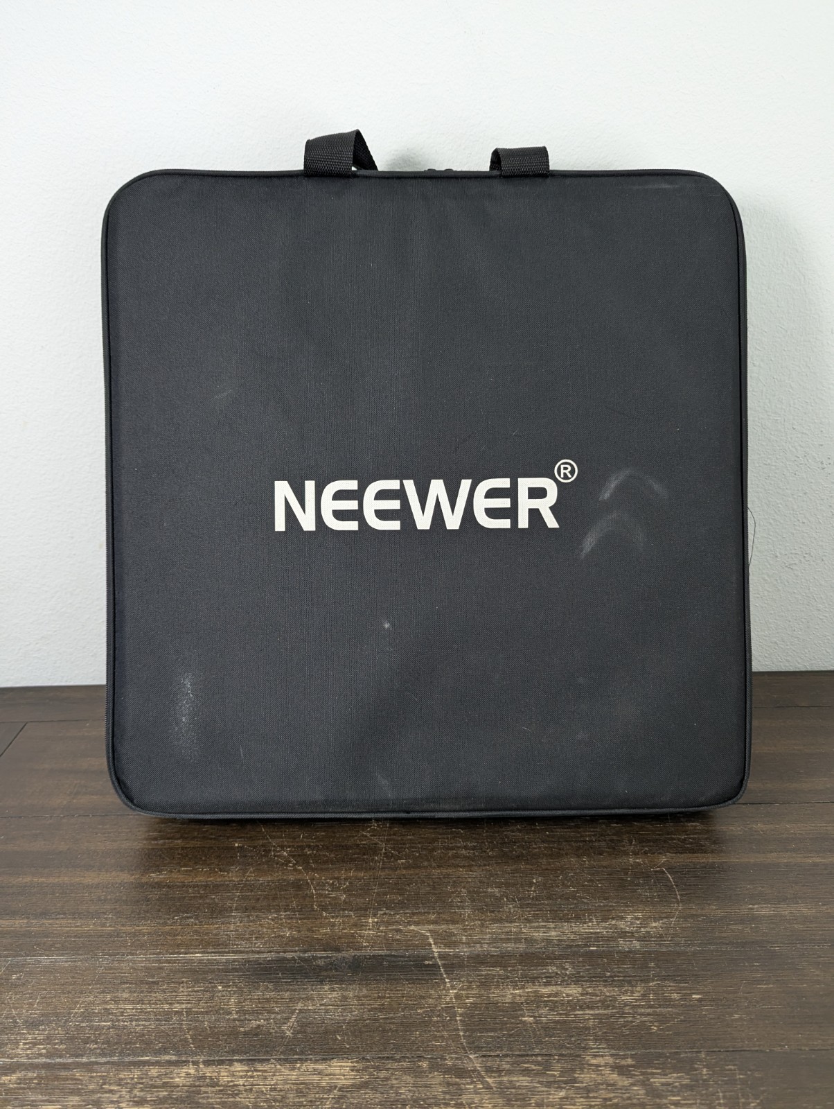 Neewer RL-18, Large 18 Inch Ring Light 55W LED Ringlight, Diffuser & Case *READ*