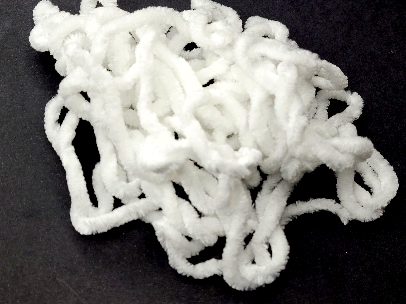 CHENILLE - SNOW WHITE - Medium - 5 Yard Pack - Fly & Jig Tying Material - NEW!
