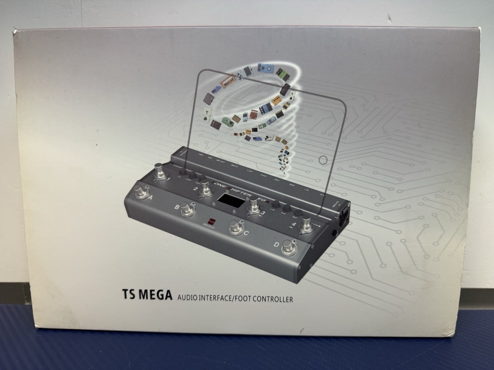 MELO Audio Tone Shifter Mega MIDI USB Audio Pedal Interface w/ Box