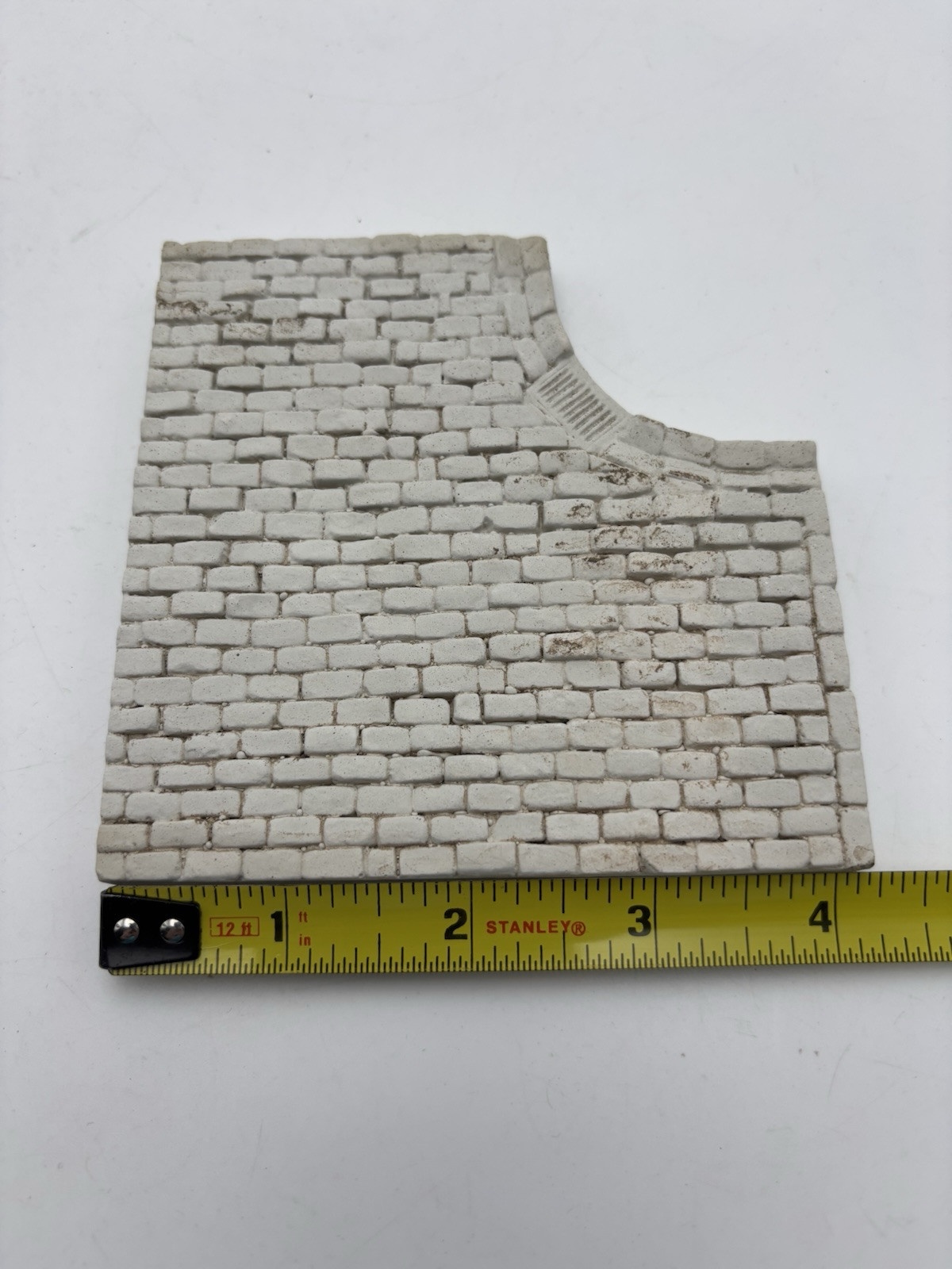 Dutton Cobblestone Intersection Set Double Lane DM40 (NO BOX)