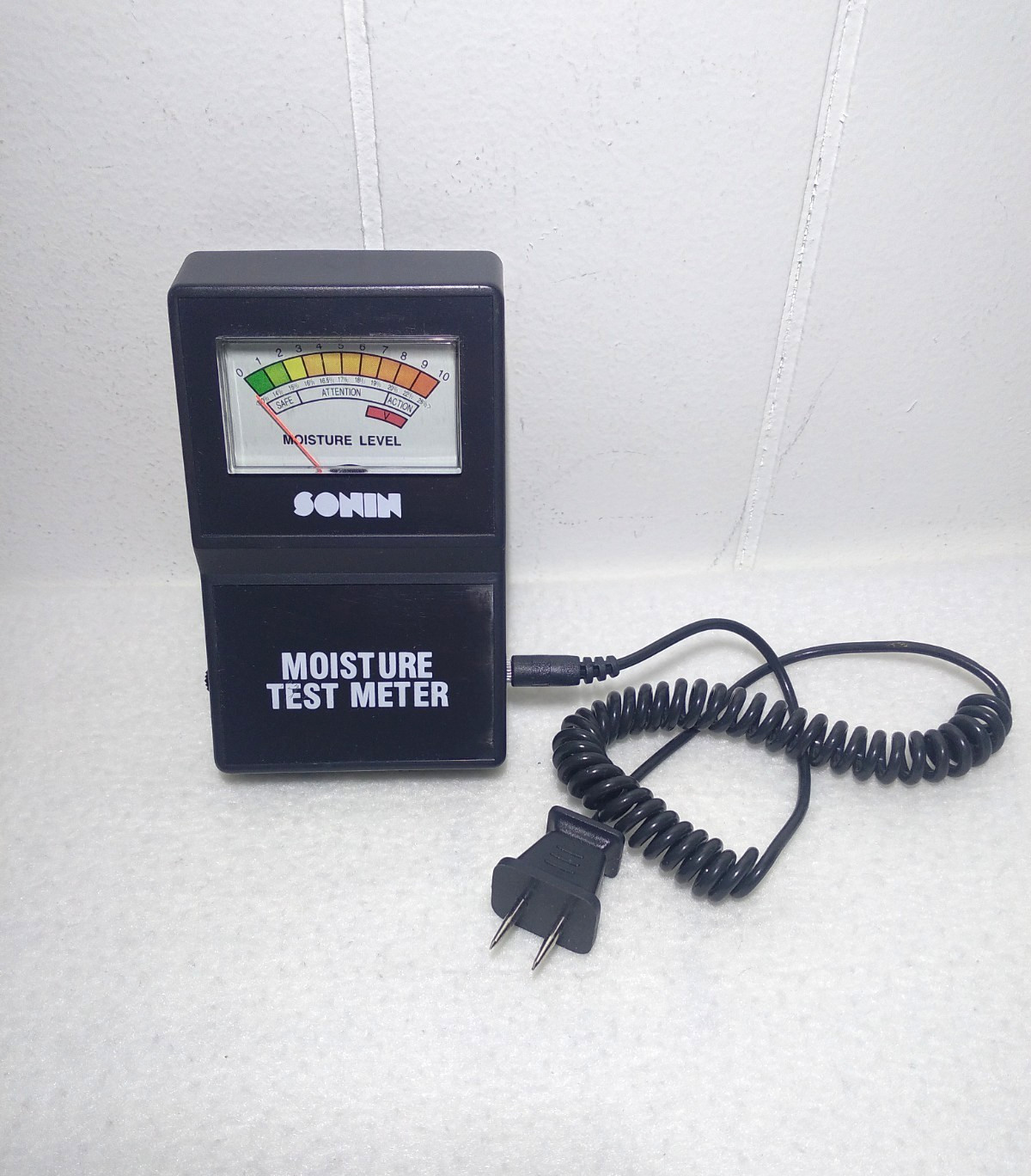 Sonin Analog Rapitest Moisture Test Meter 9V Battery Operated Tested