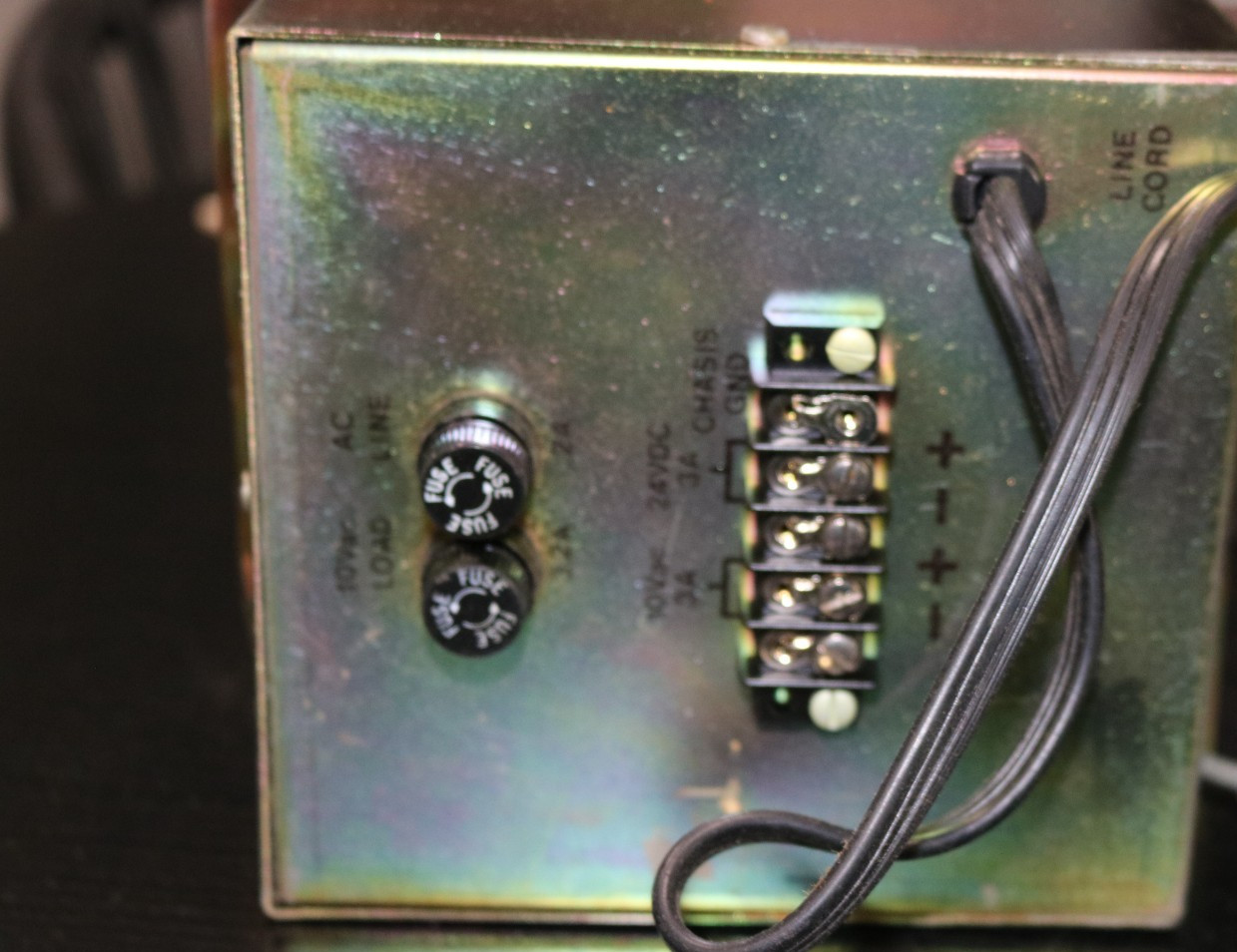 New ITI Electronics 24V-3A Regulated Power Supply/10AC-3A Lamp Supply  TLC183