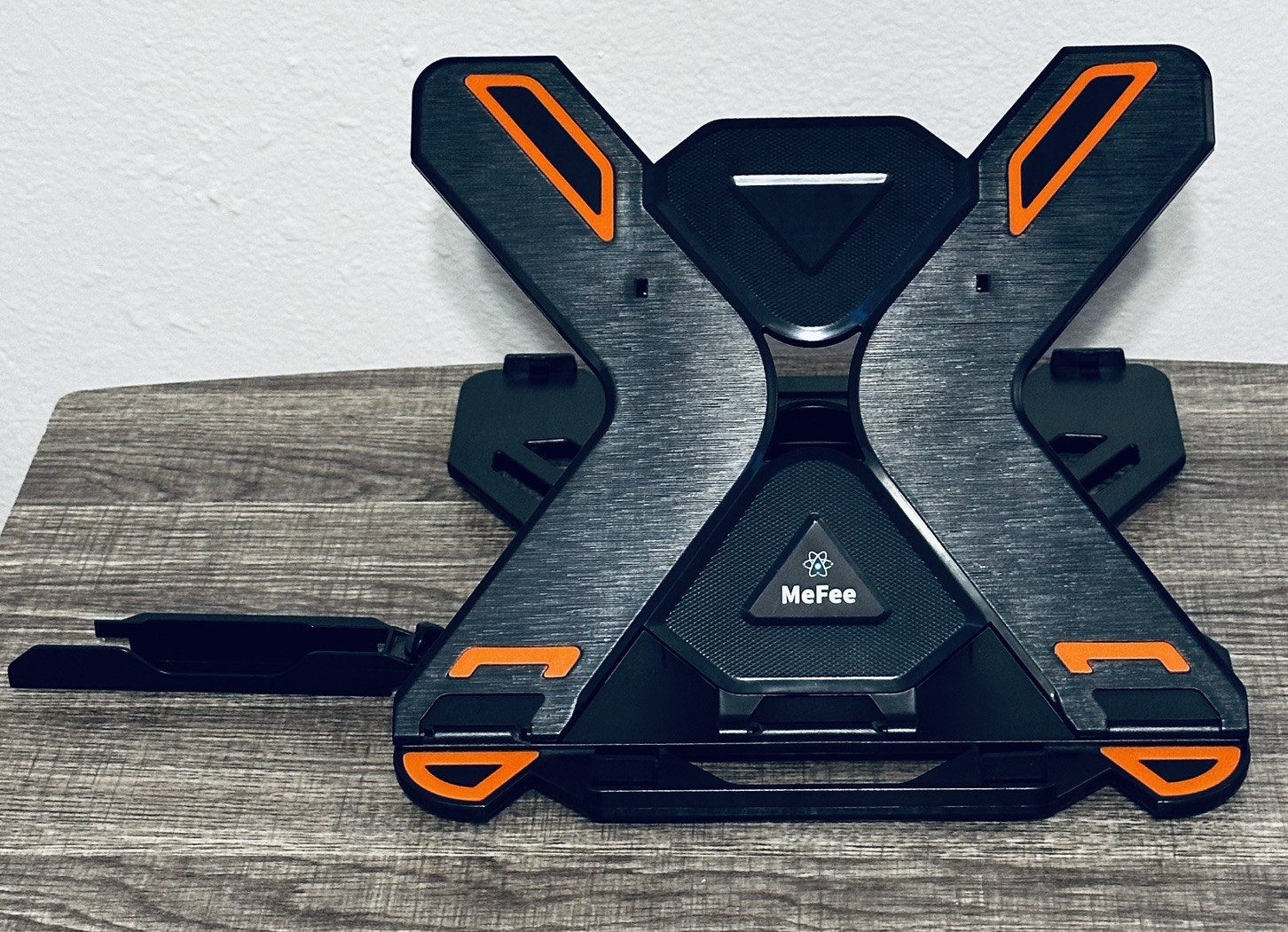 Multi-Angle Adjustable Stand for Laptop Computer and Phone by MeFee