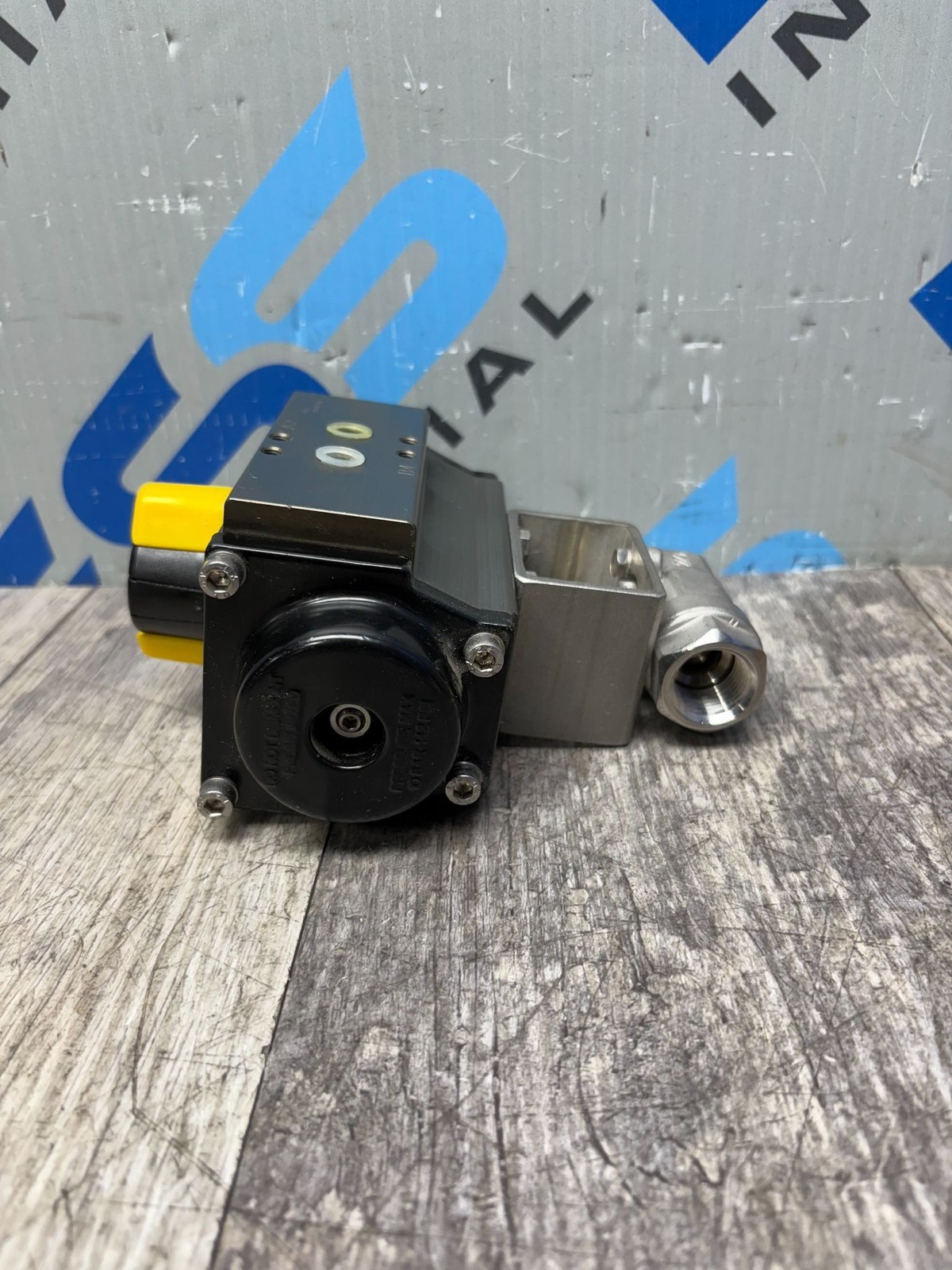 DURAVALVE DURAIR II 050 F04 D09 PNEUMATIC ACTUATOR