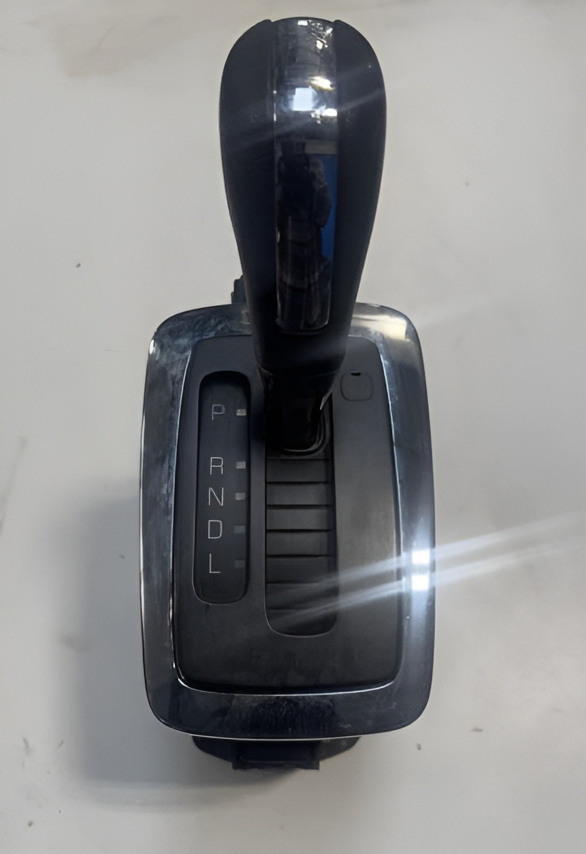 2011-2016 Ford Fiesta Automatic Floor Gear Shifter Assembly OEM