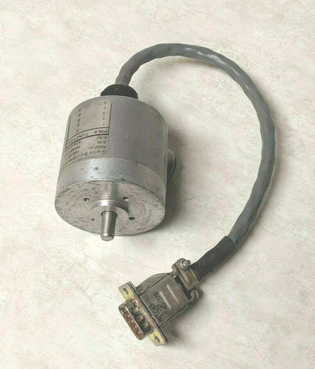 BEI Glass Equipment 924-01039-3083 Incremental Optical Encoder Model 100-4071