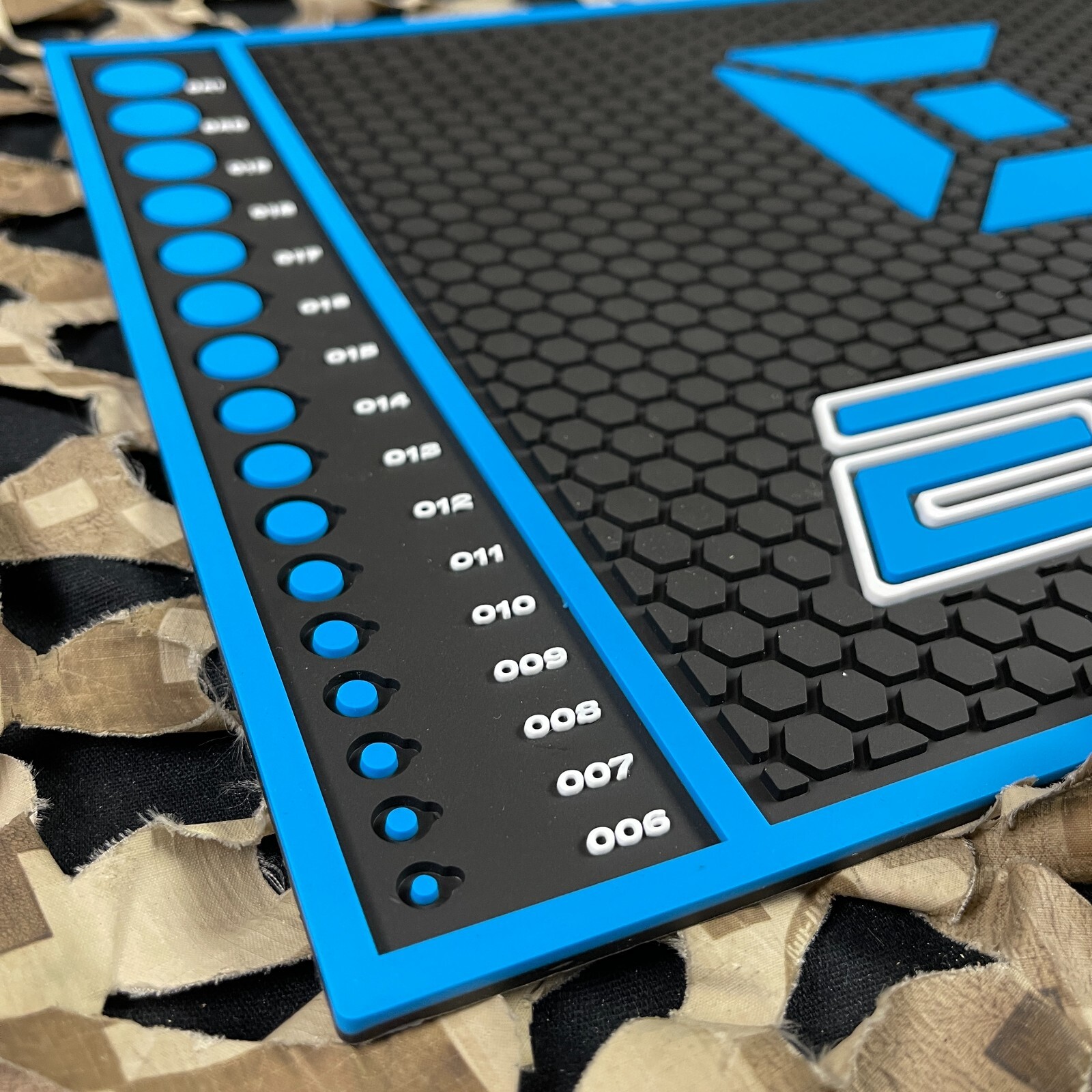 New Exalt HD Rubber Paintball Tech Mat - Black/Blue